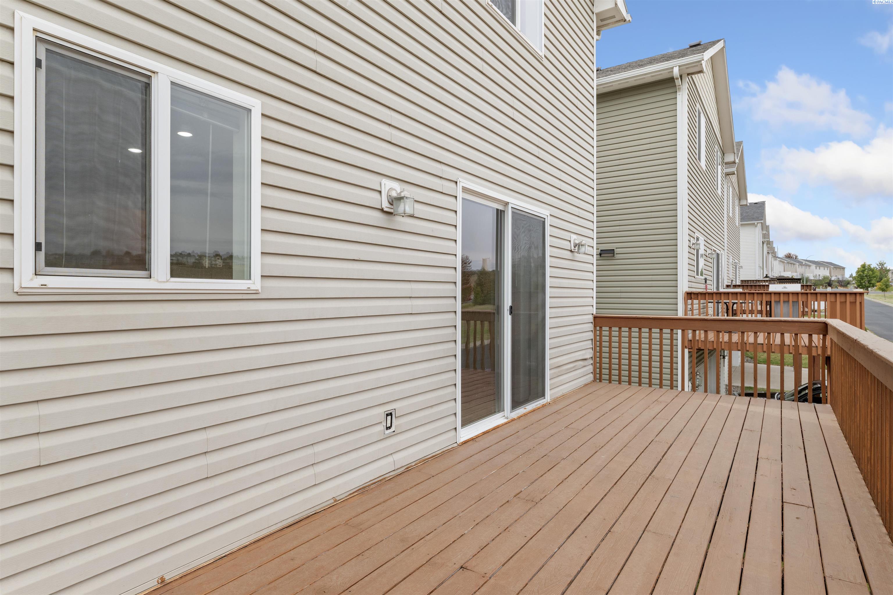 1080 SW Lost Trail Drive