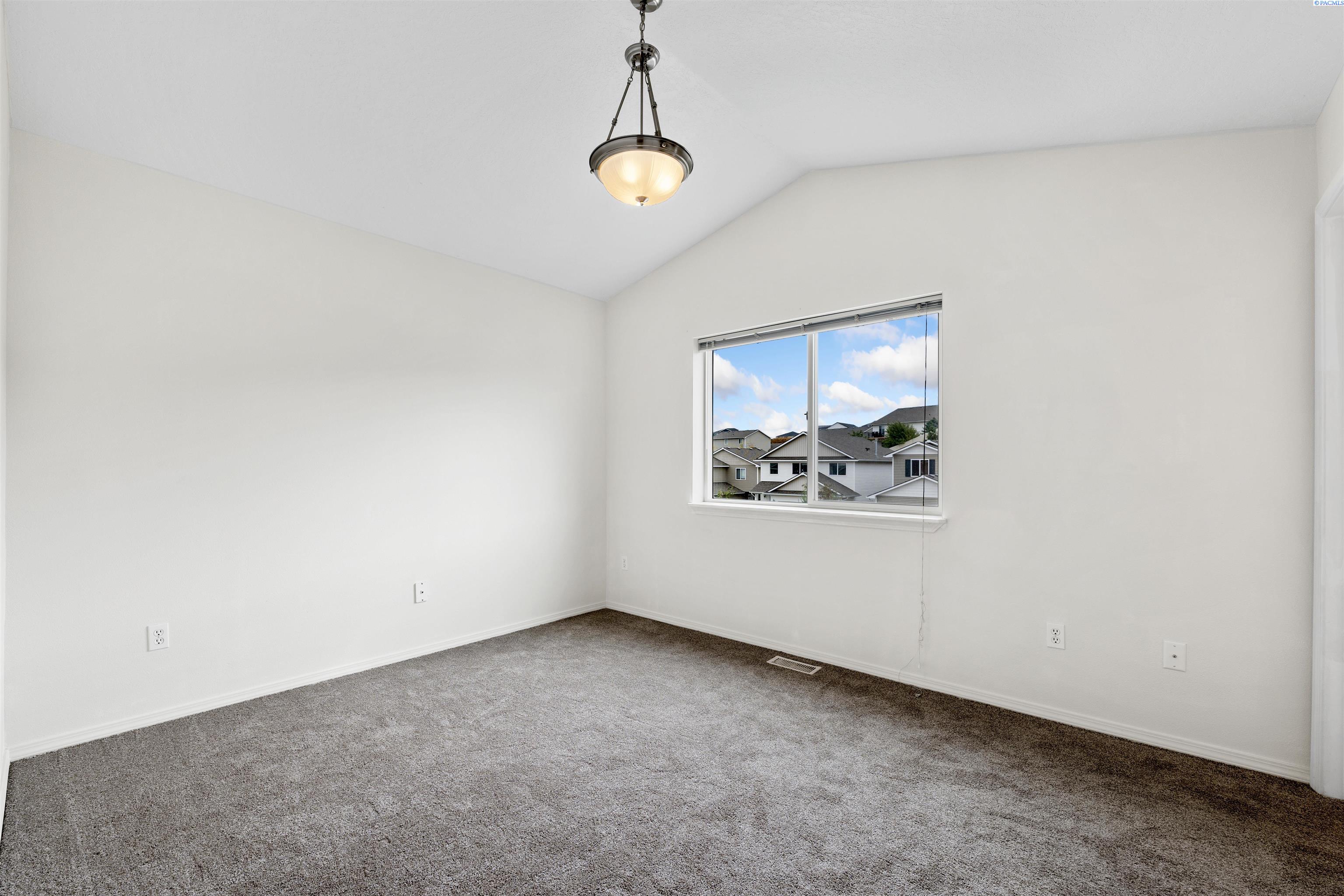 1080 SW Lost Trail Drive