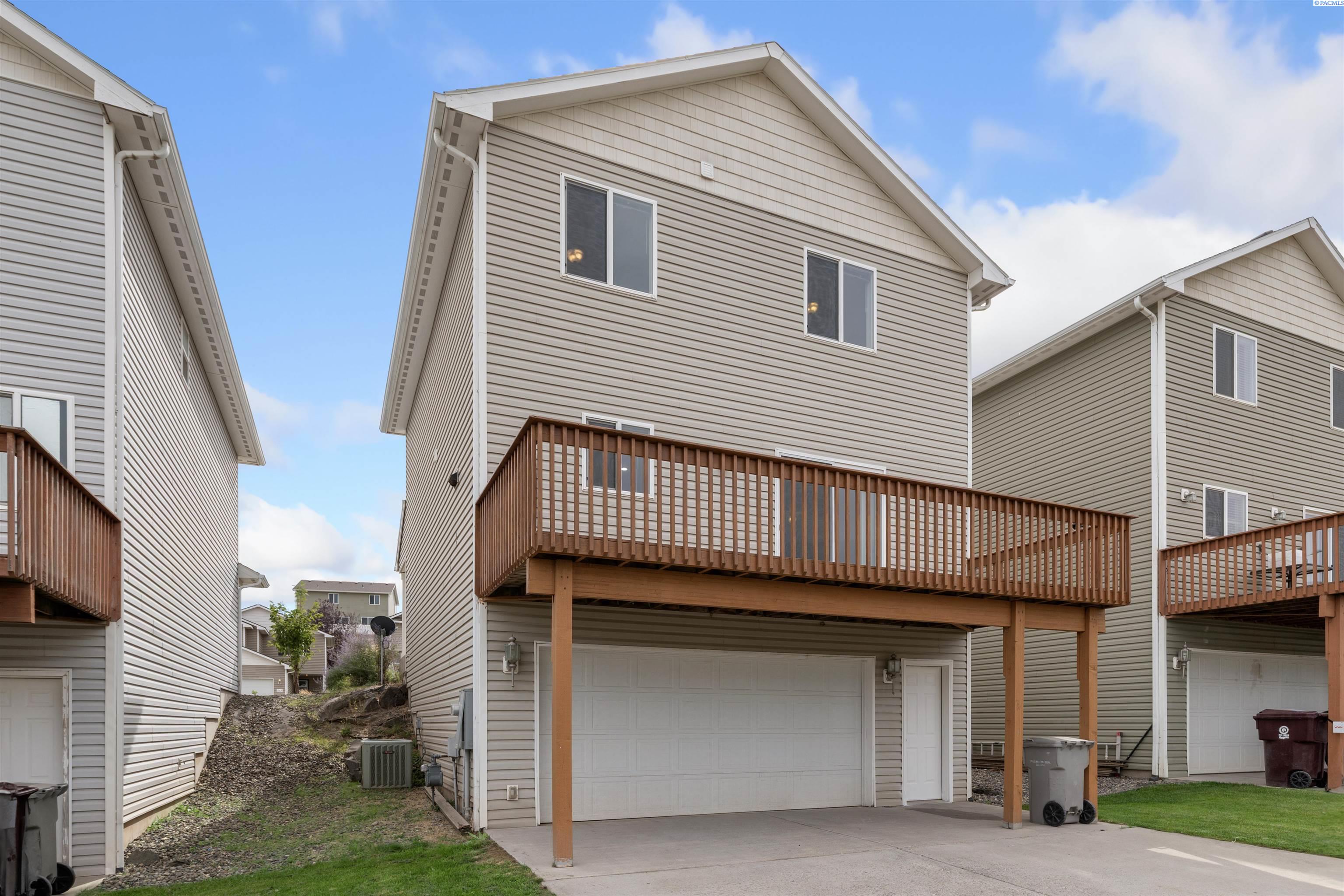 1080 SW Lost Trail Drive