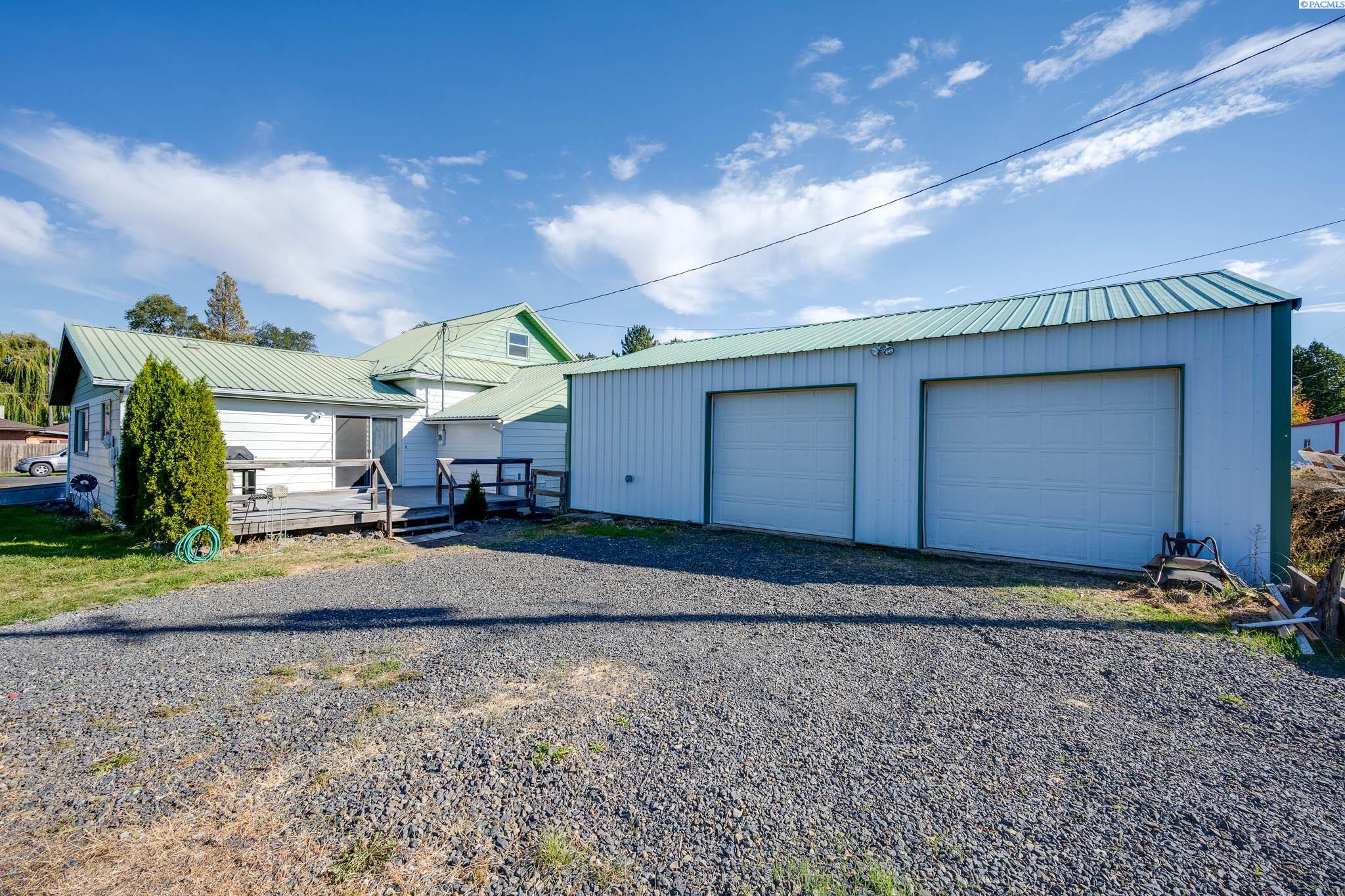 102 E Liberty St, St. John