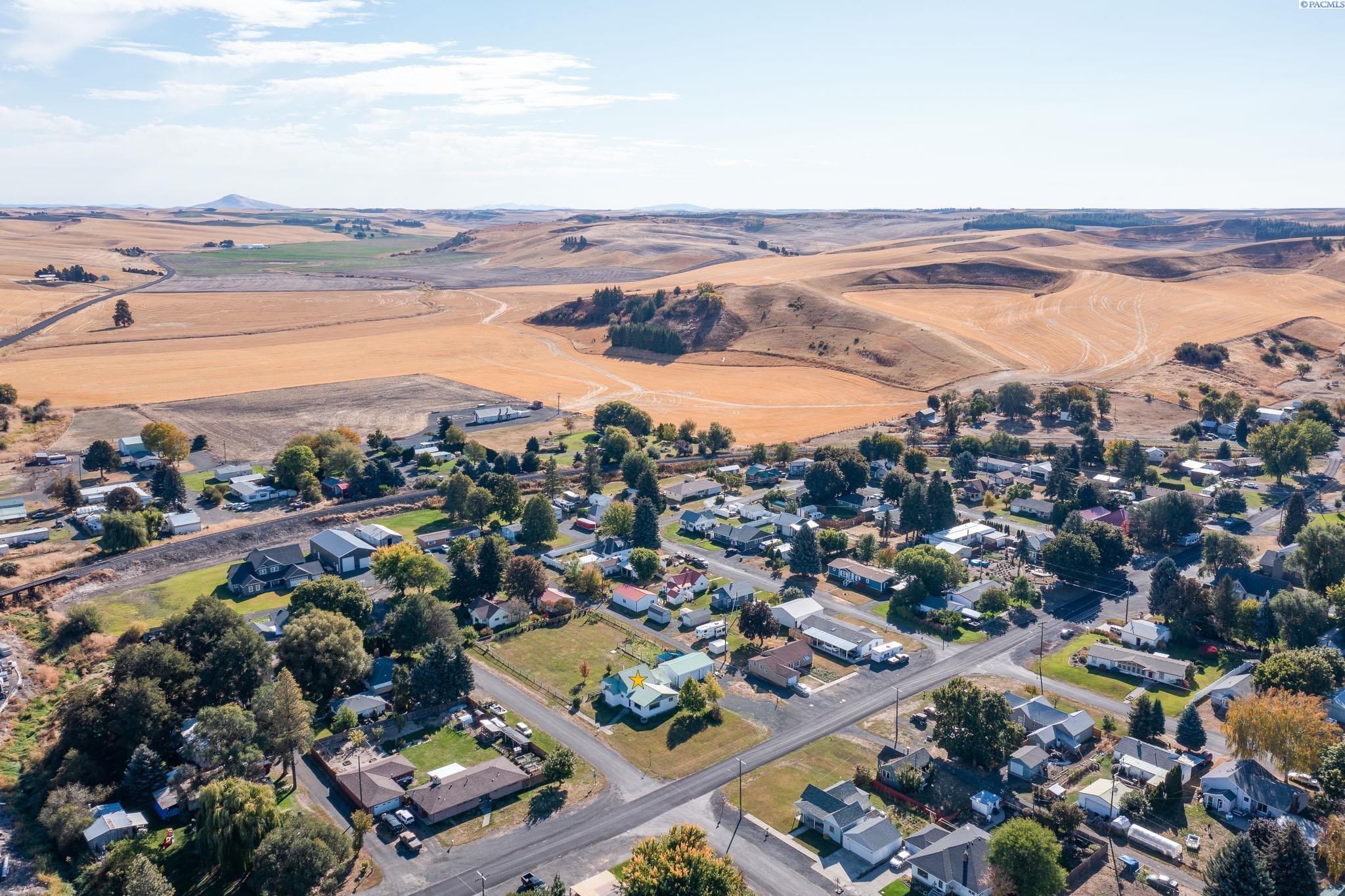 102 E Liberty St, St. John