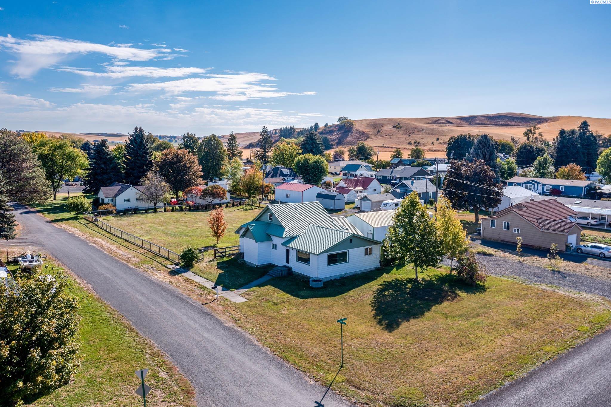 102 E Liberty St, St. John