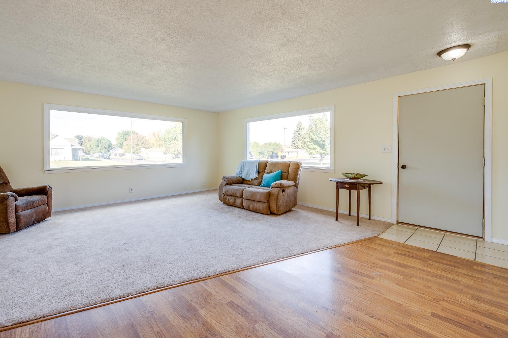 102 E Liberty St, St. John