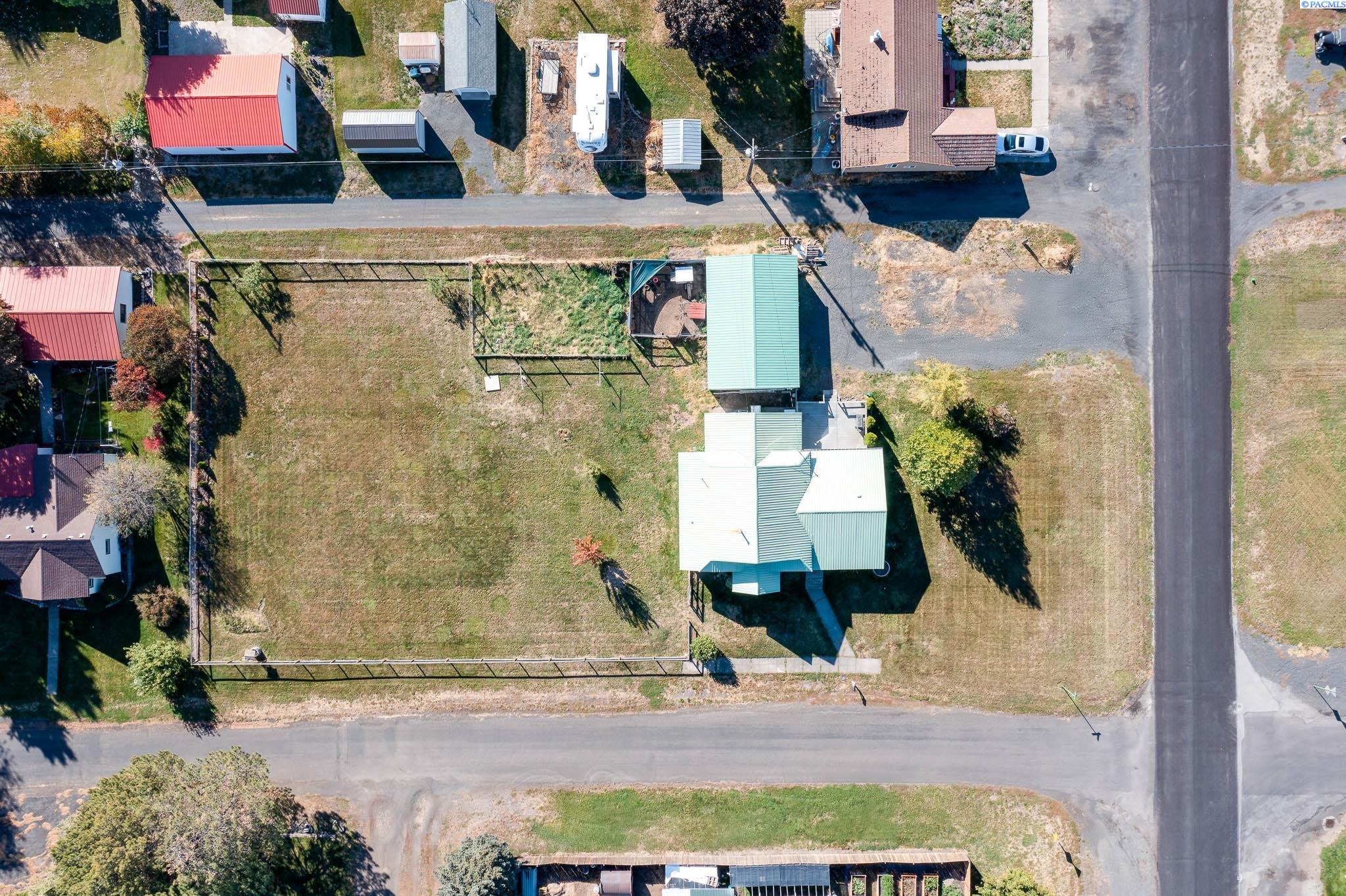 102 E Liberty St, St. John