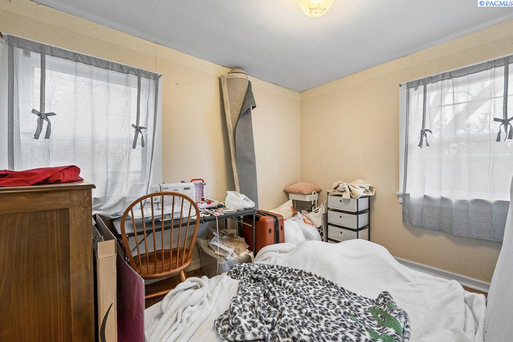 1005 NE Duncan