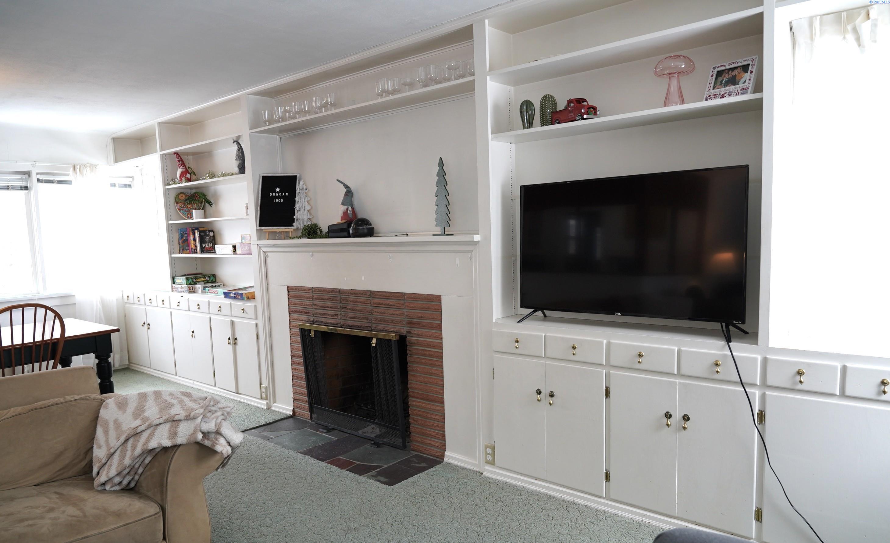 1005 NE Duncan