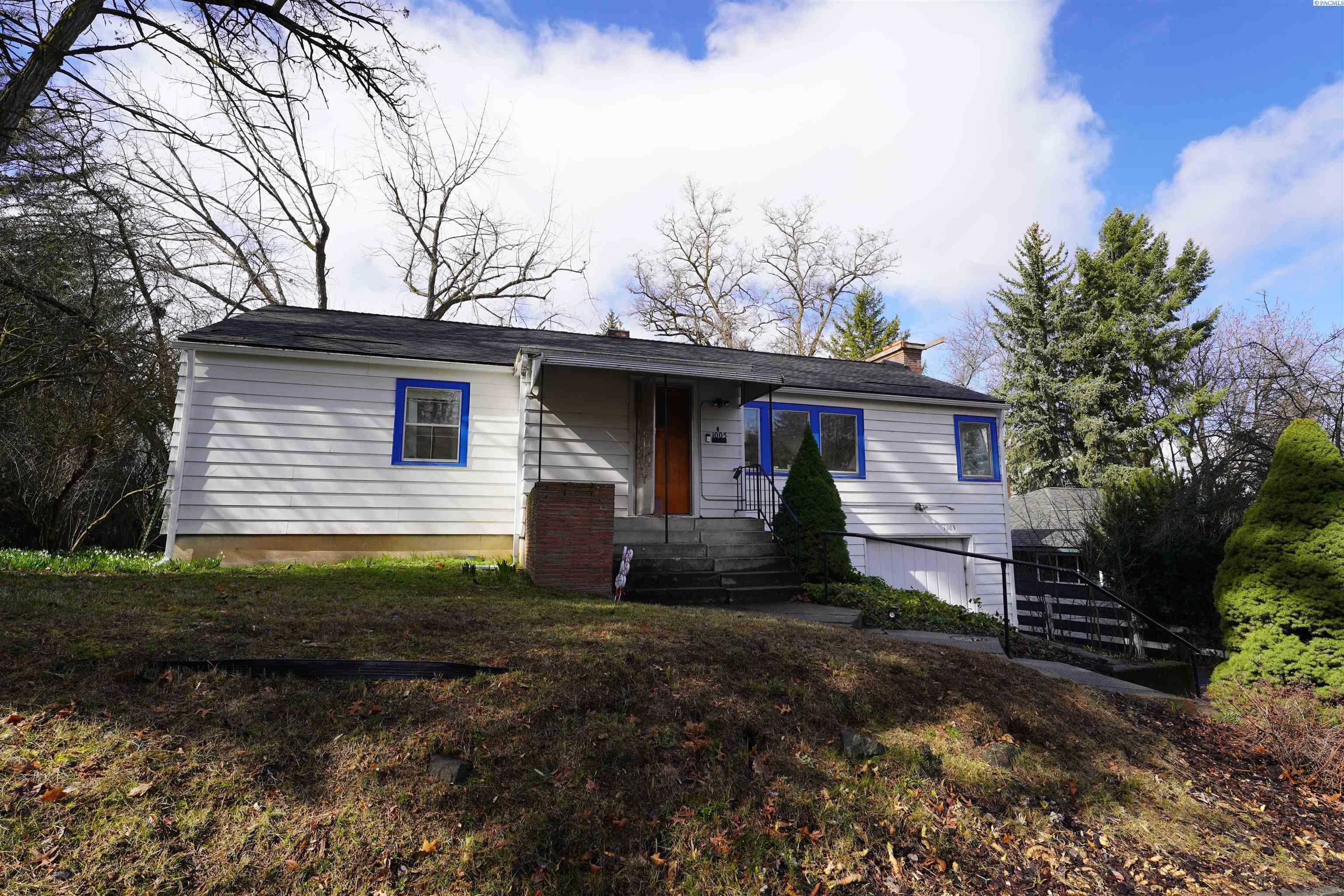 1005 NE Duncan