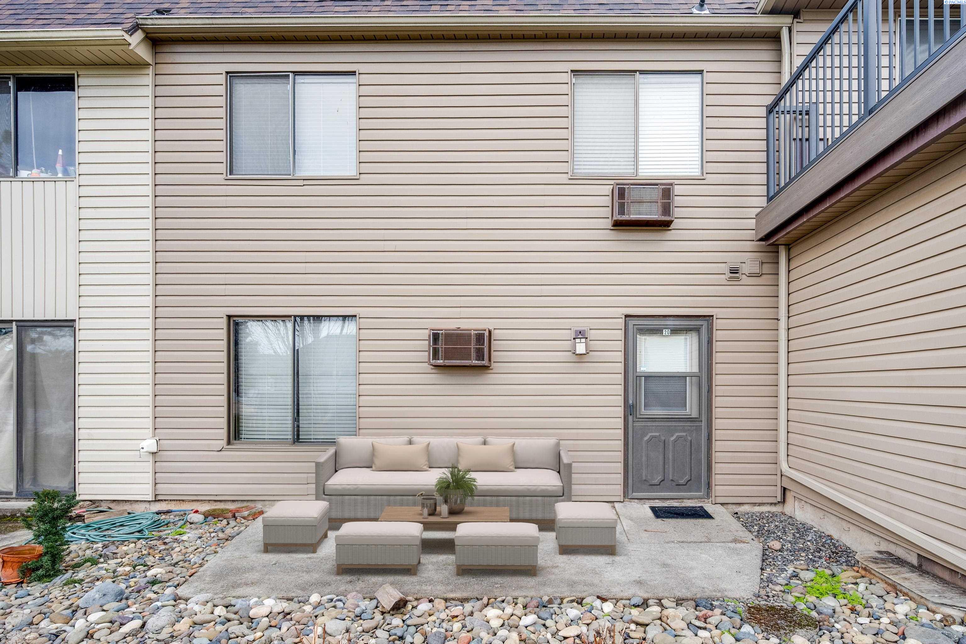 600 SW Crestview St #20