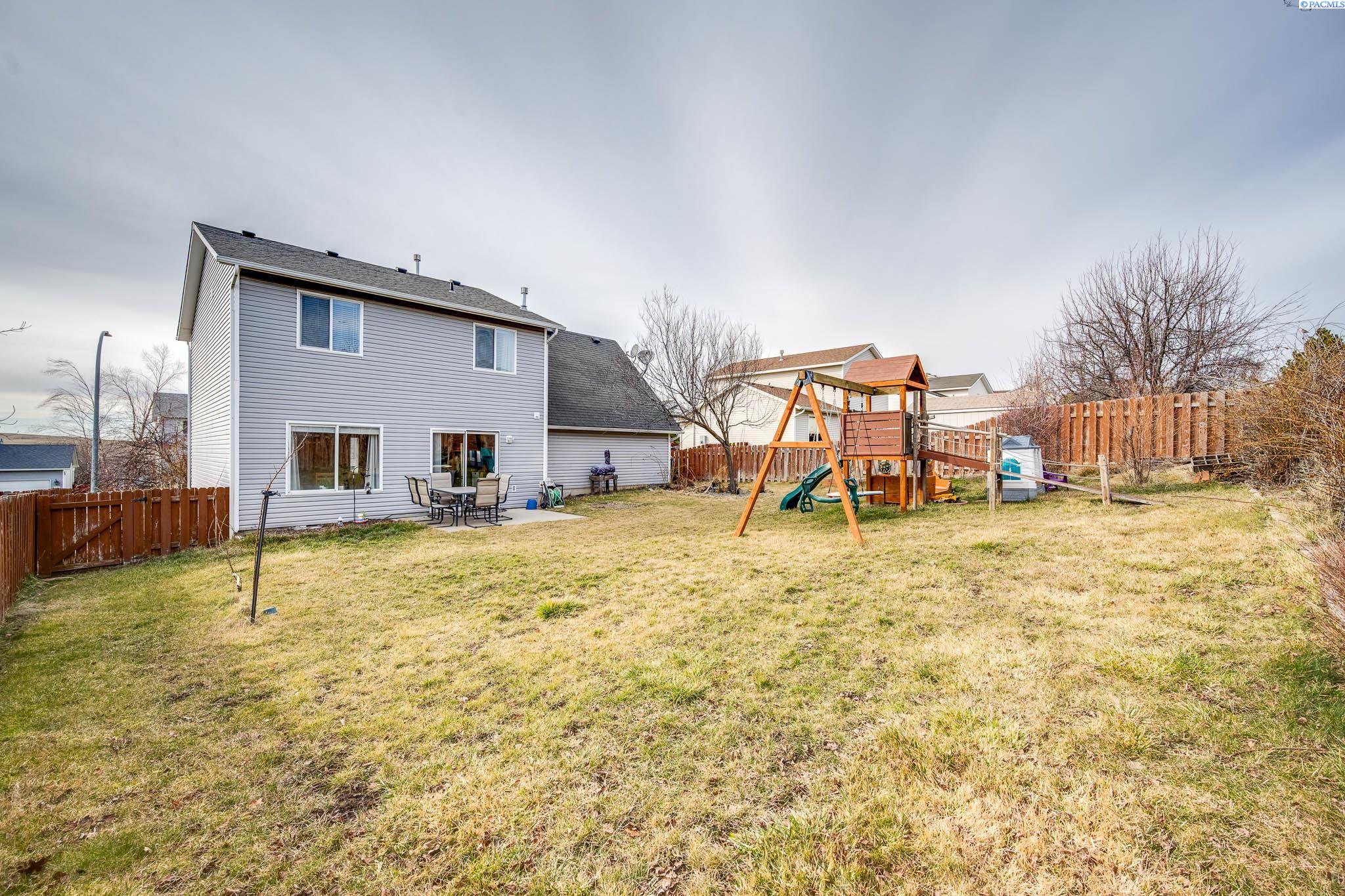 1720 NW Bella Vista Dr