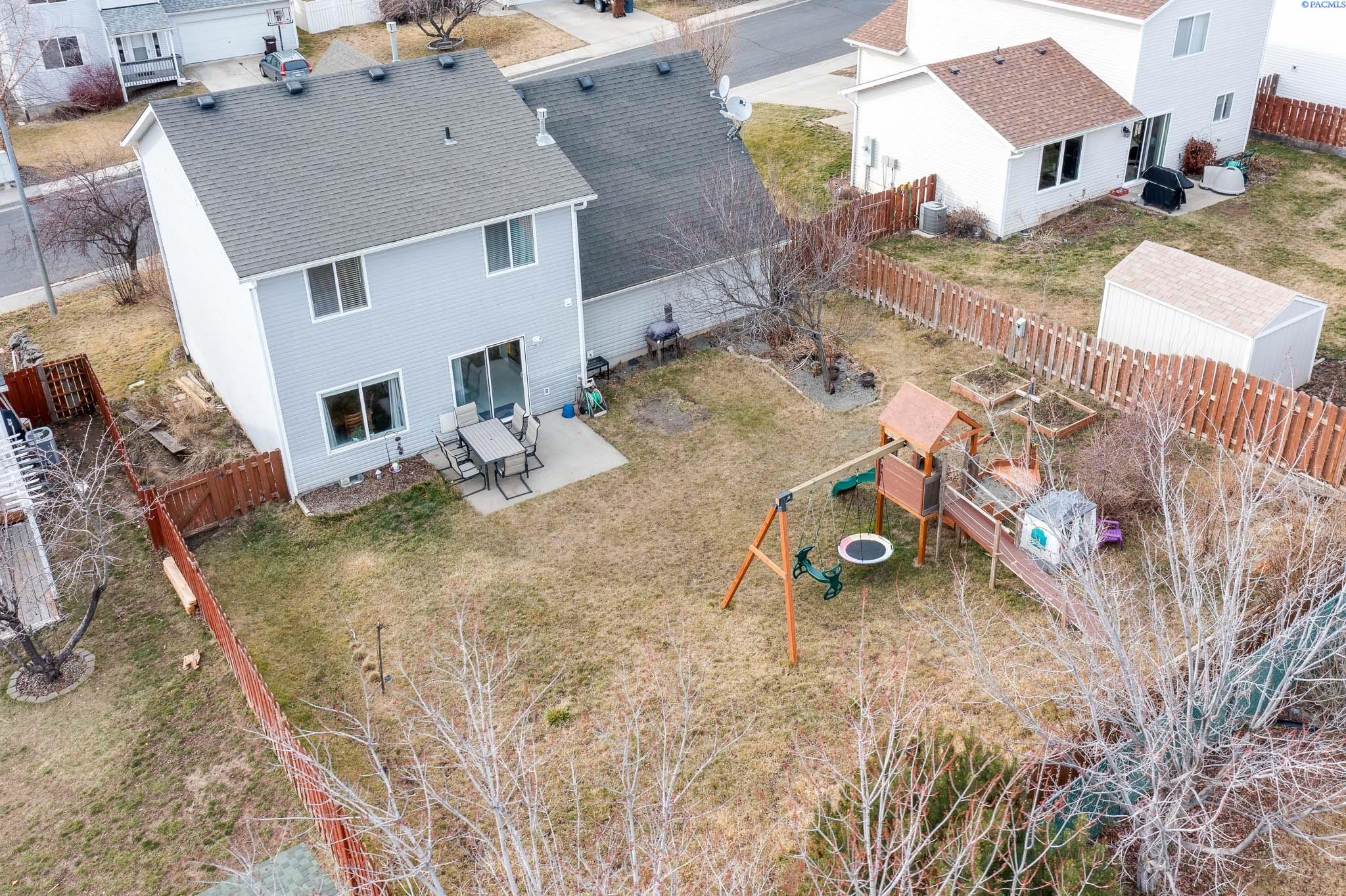 1720 NW Bella Vista Dr