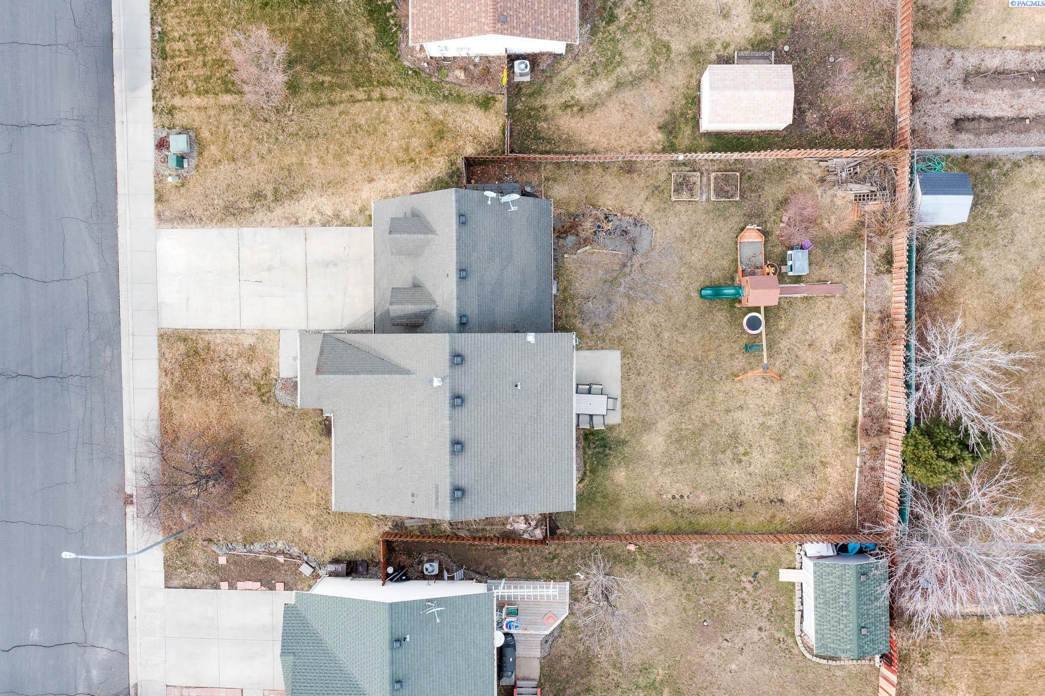 1720 NW Bella Vista Dr