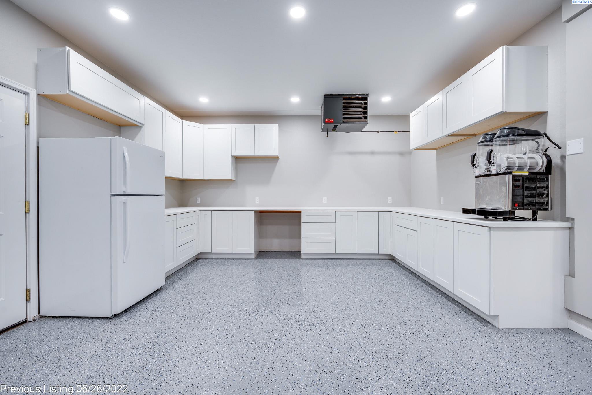 1245 SW Campus View Drive