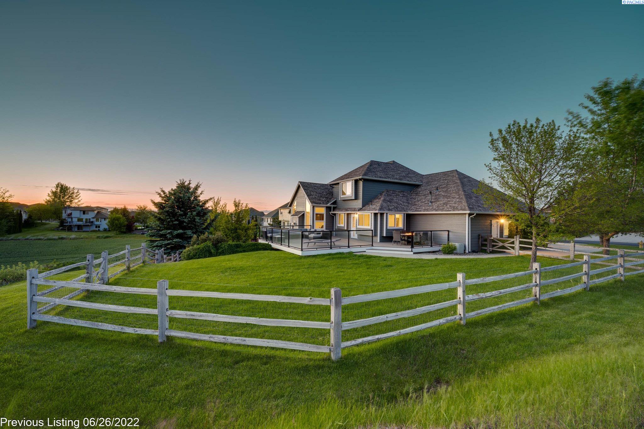 1245 SW Campus View Drive