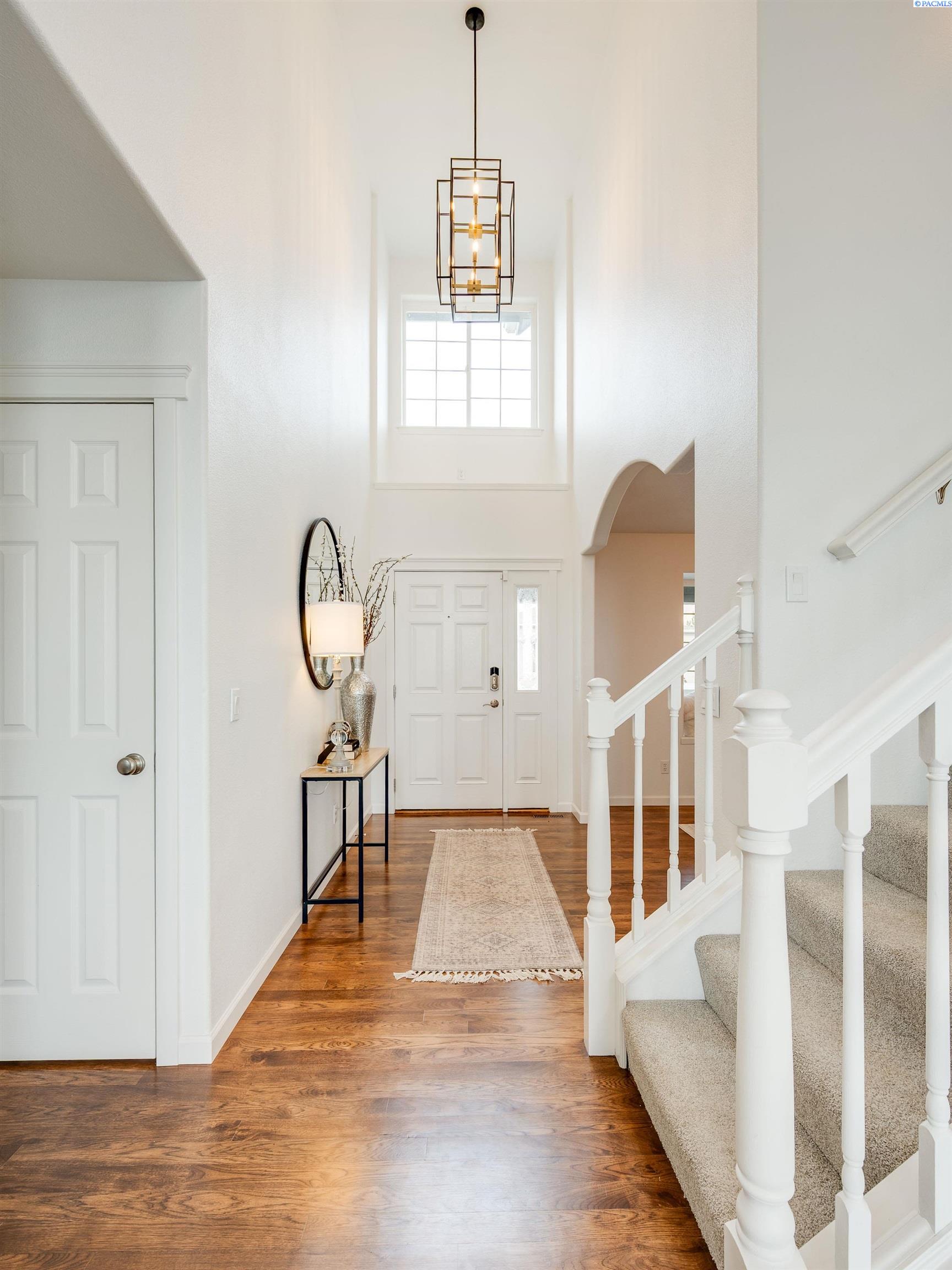 1245 SW Campus View Drive