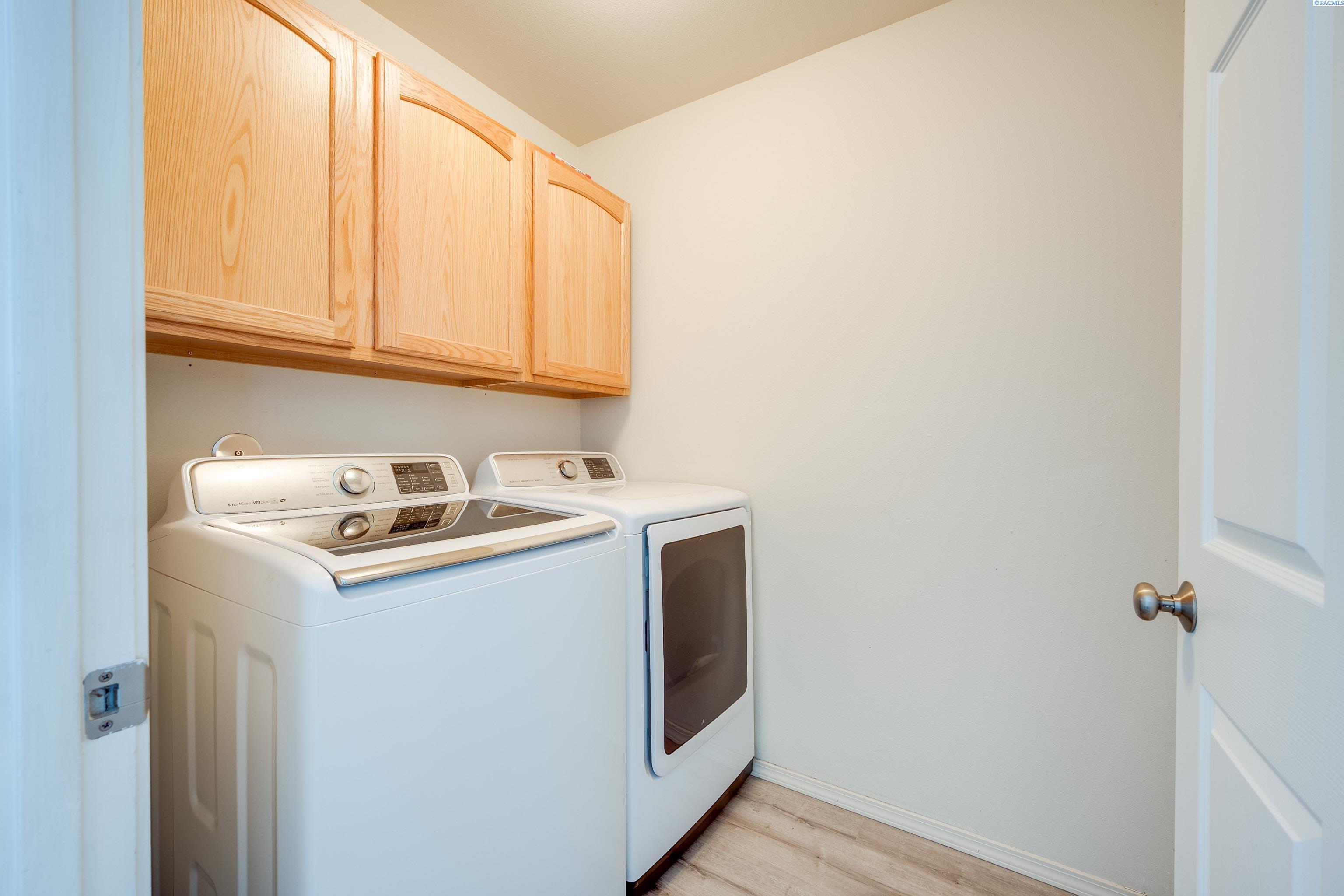 2325 NW Ridgeline Drive