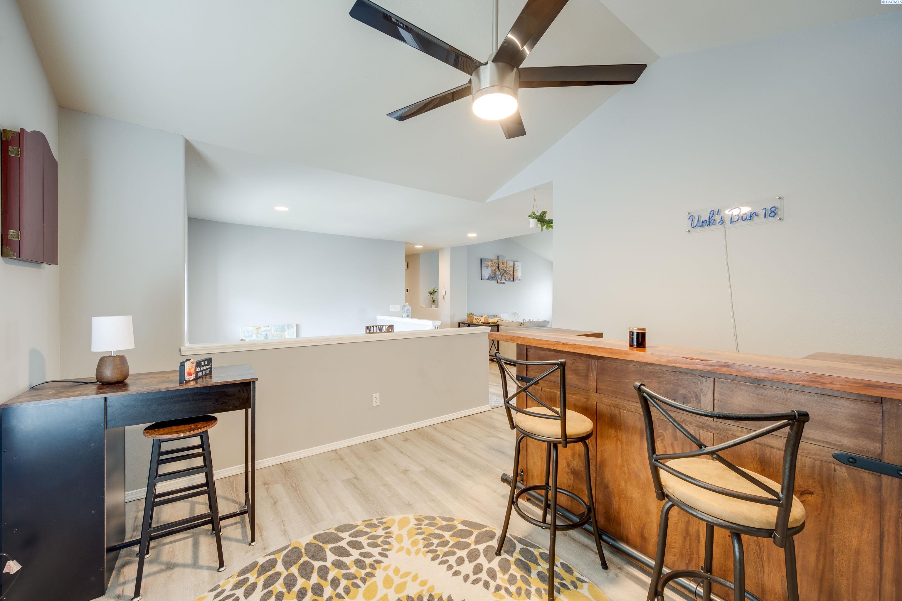 2325 NW Ridgeline Drive