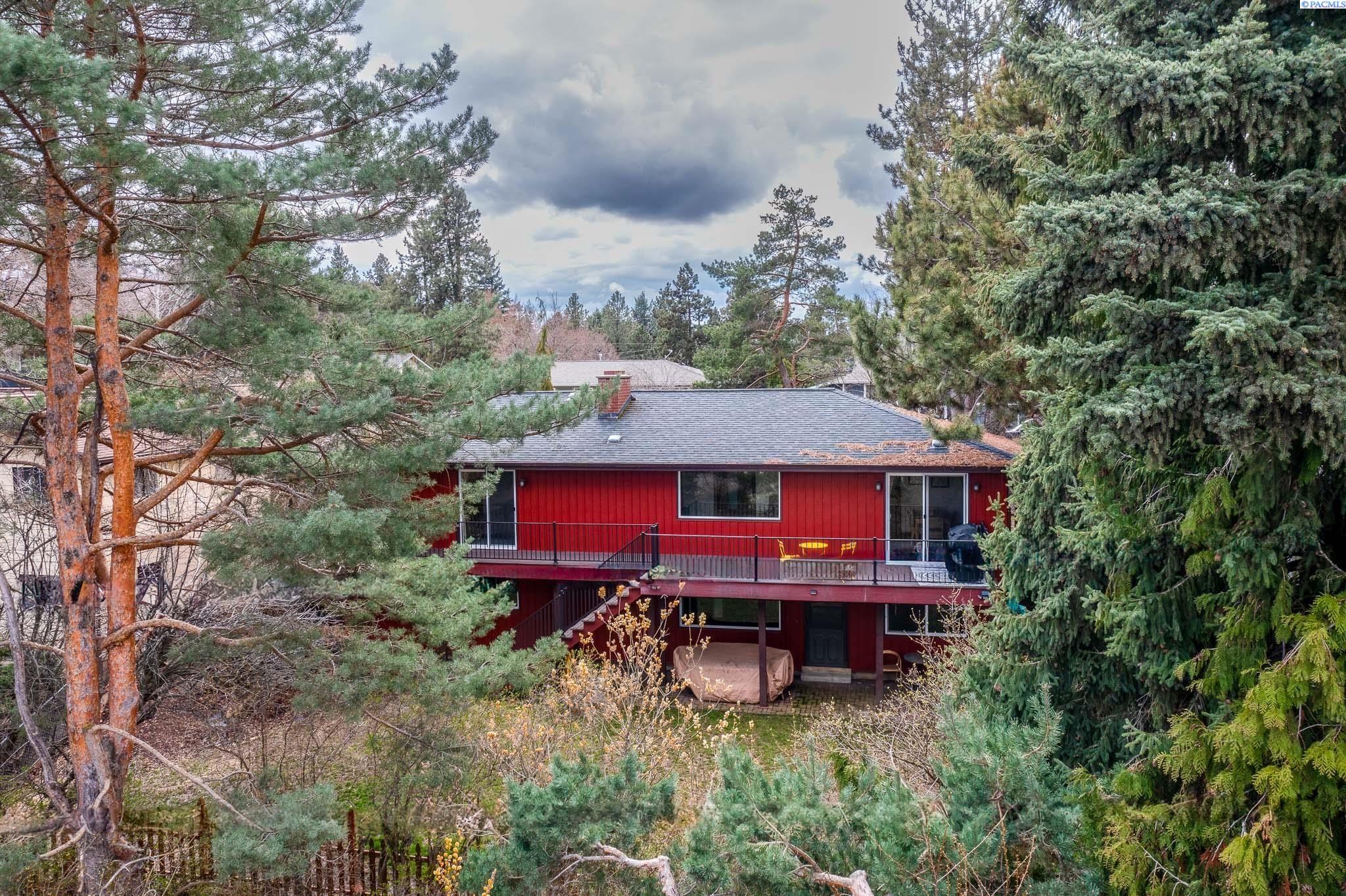 1820 NW Kenny Dr.