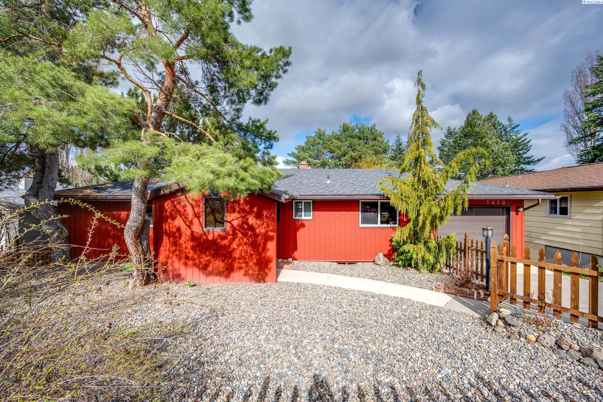 1820 NW Kenny Dr.