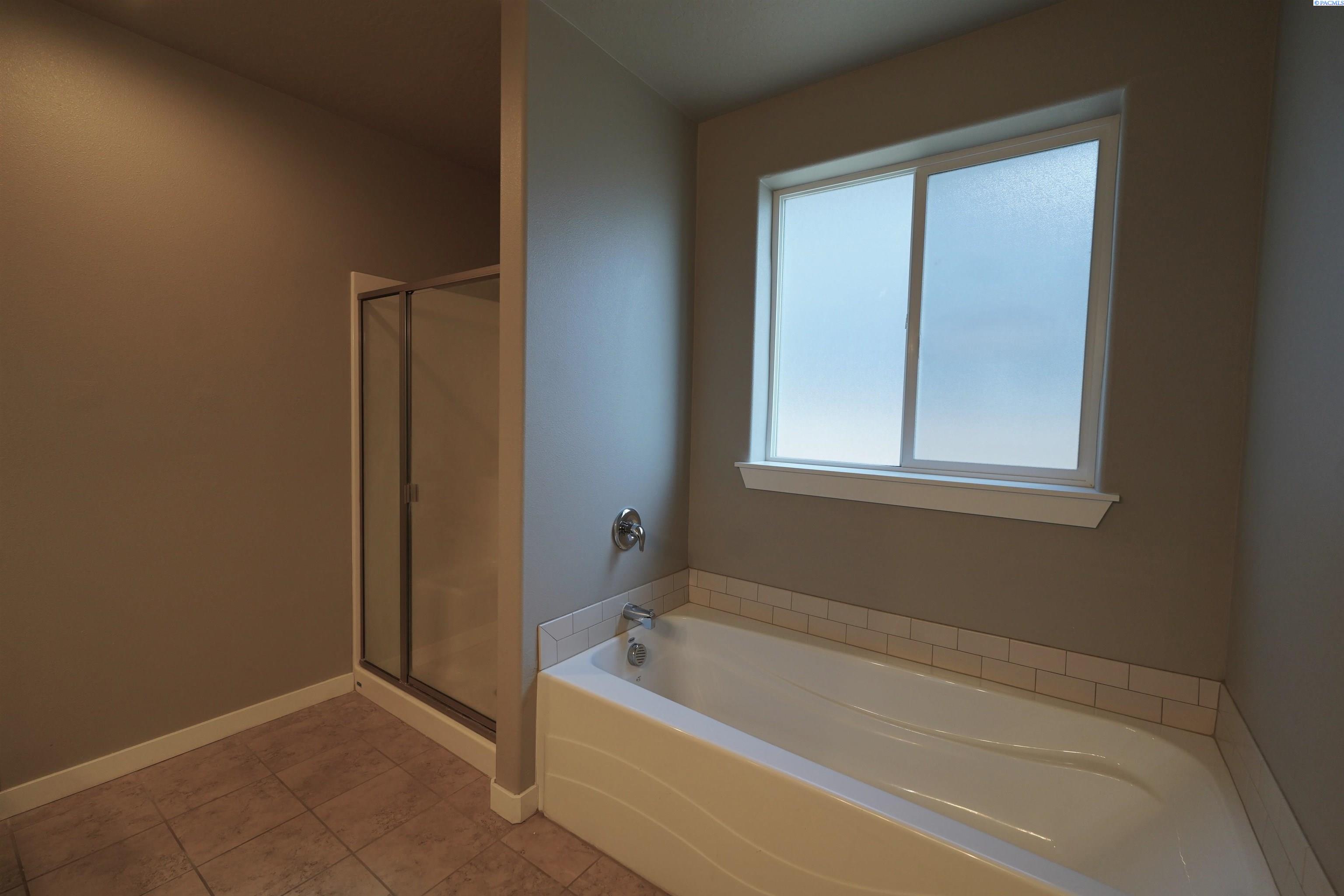 1835 Panorama Dr