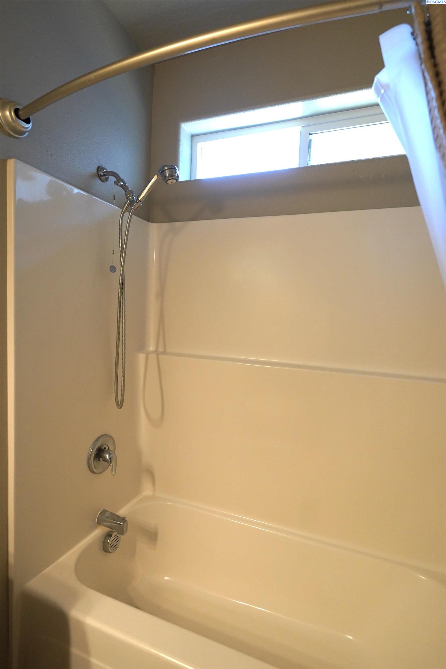 1835 Panorama Dr
