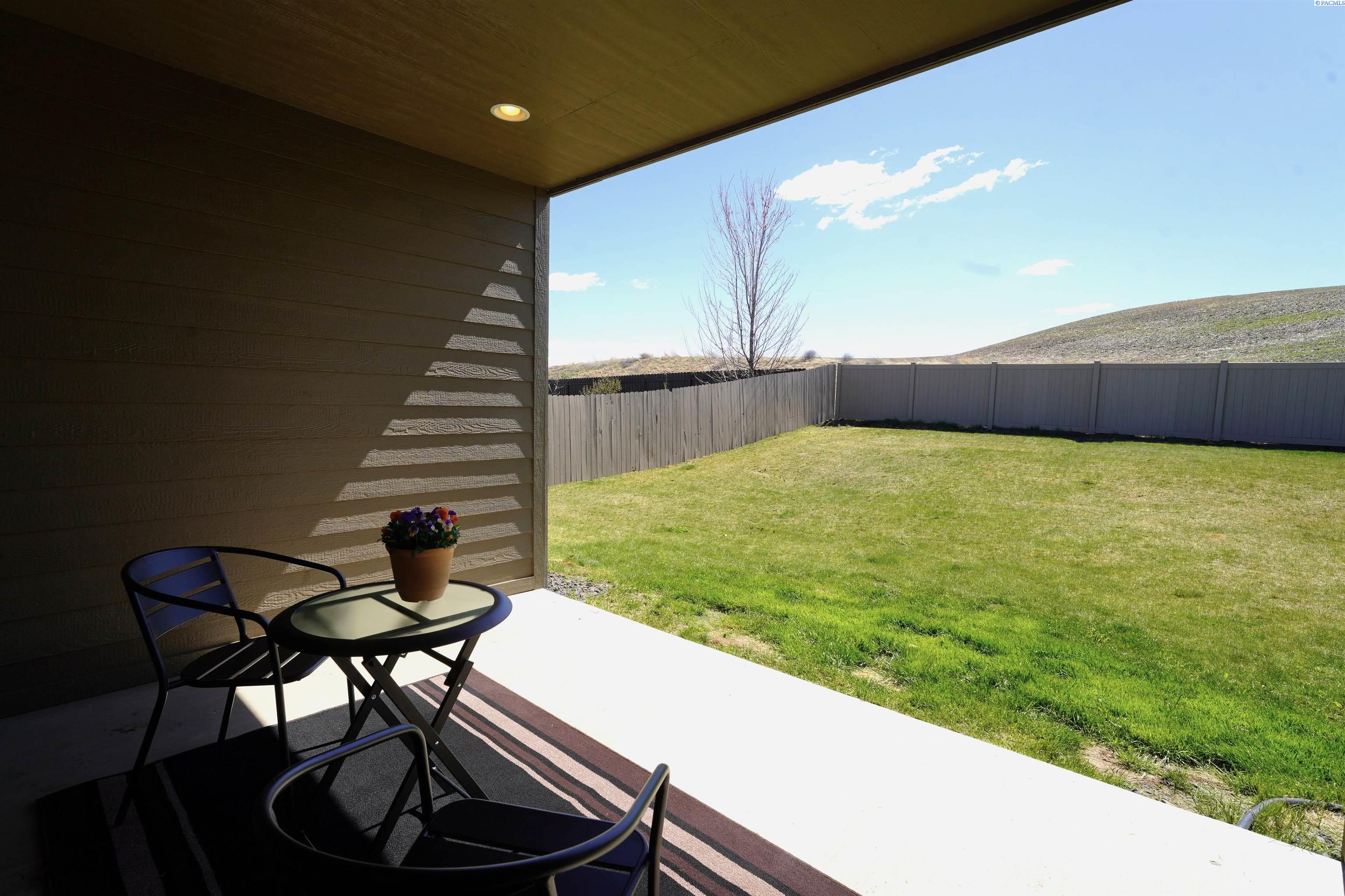 1835 Panorama Dr