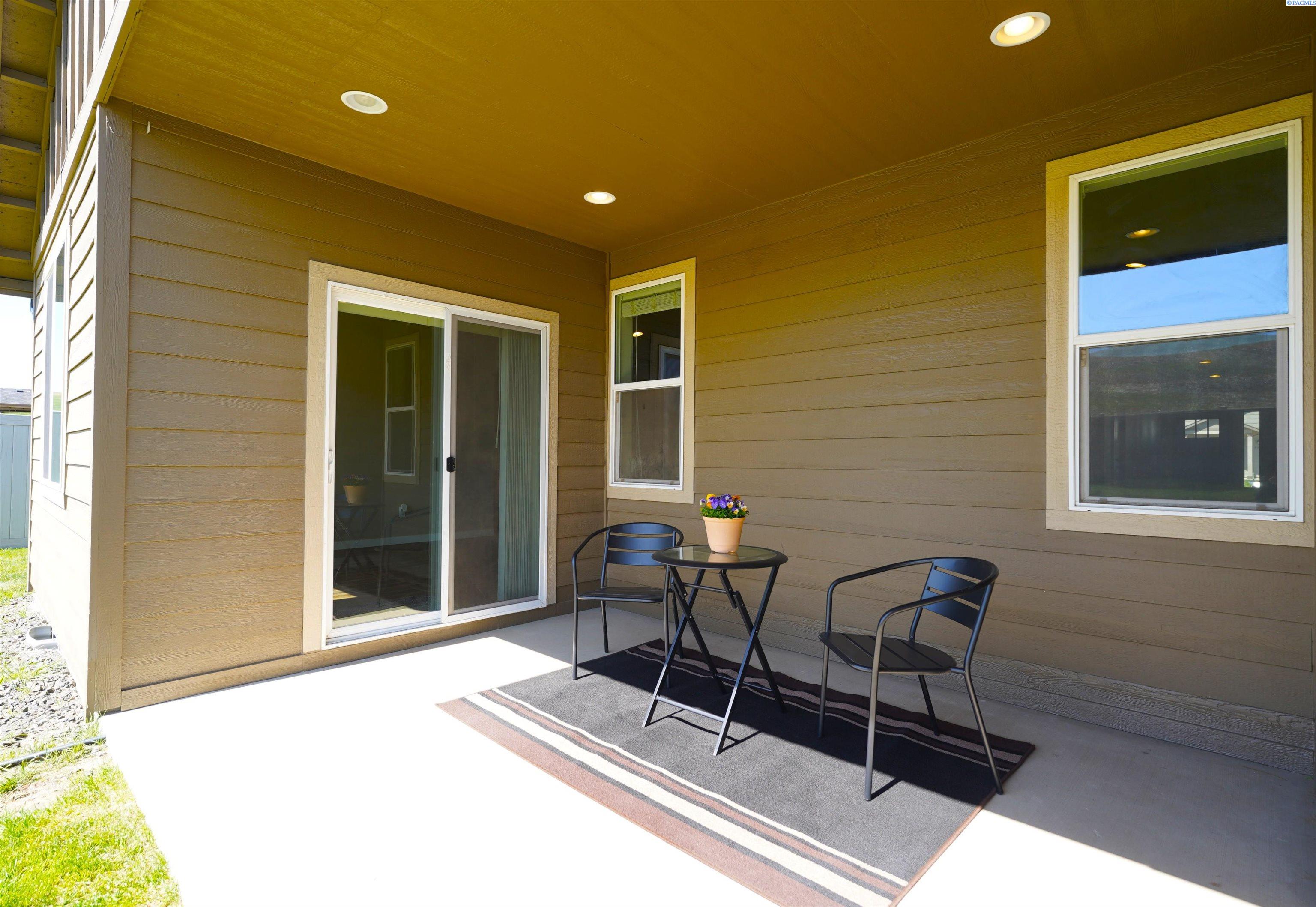 1835 Panorama Dr