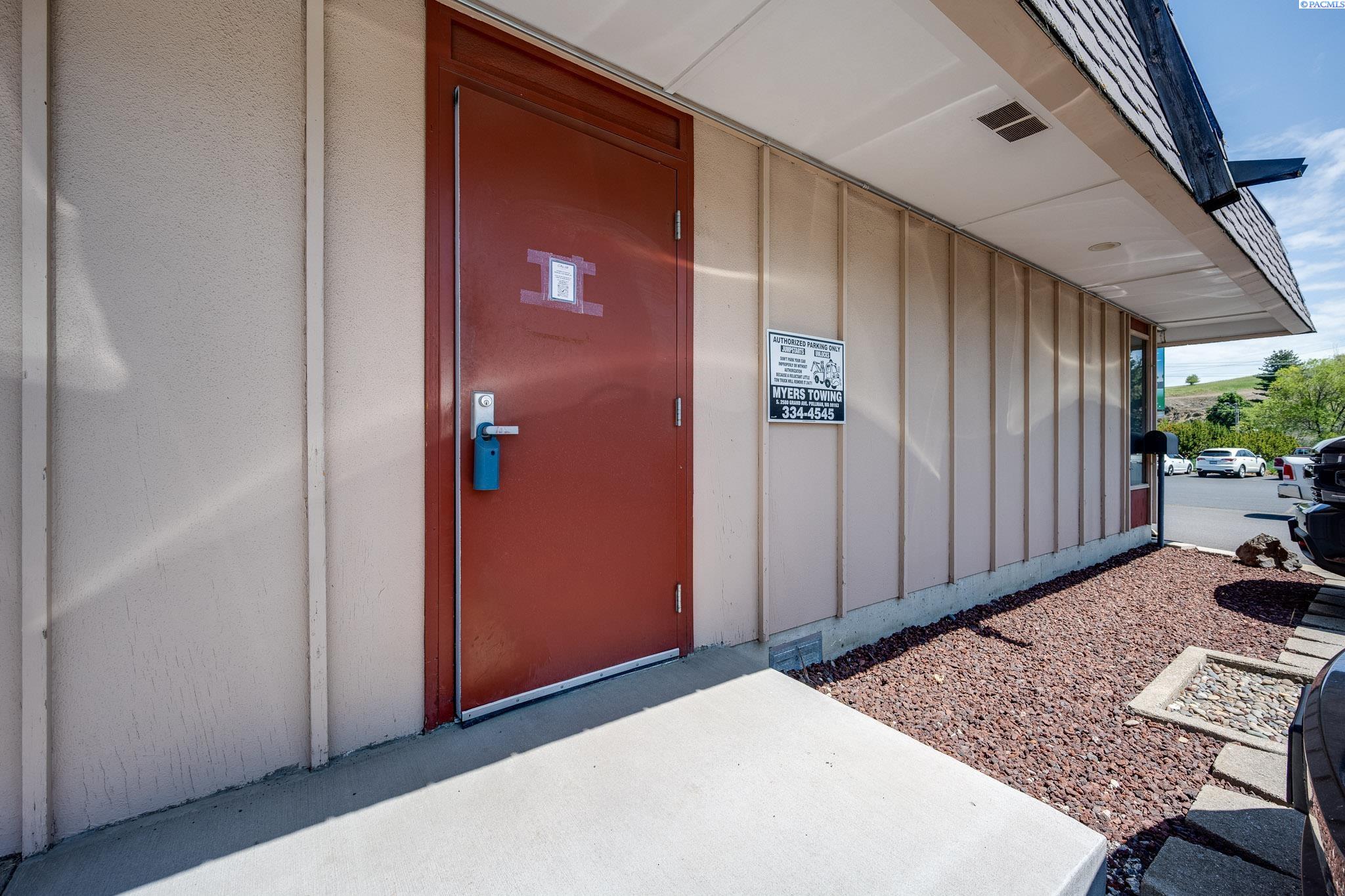 1205 SE Professional Mall Blvd. # 115