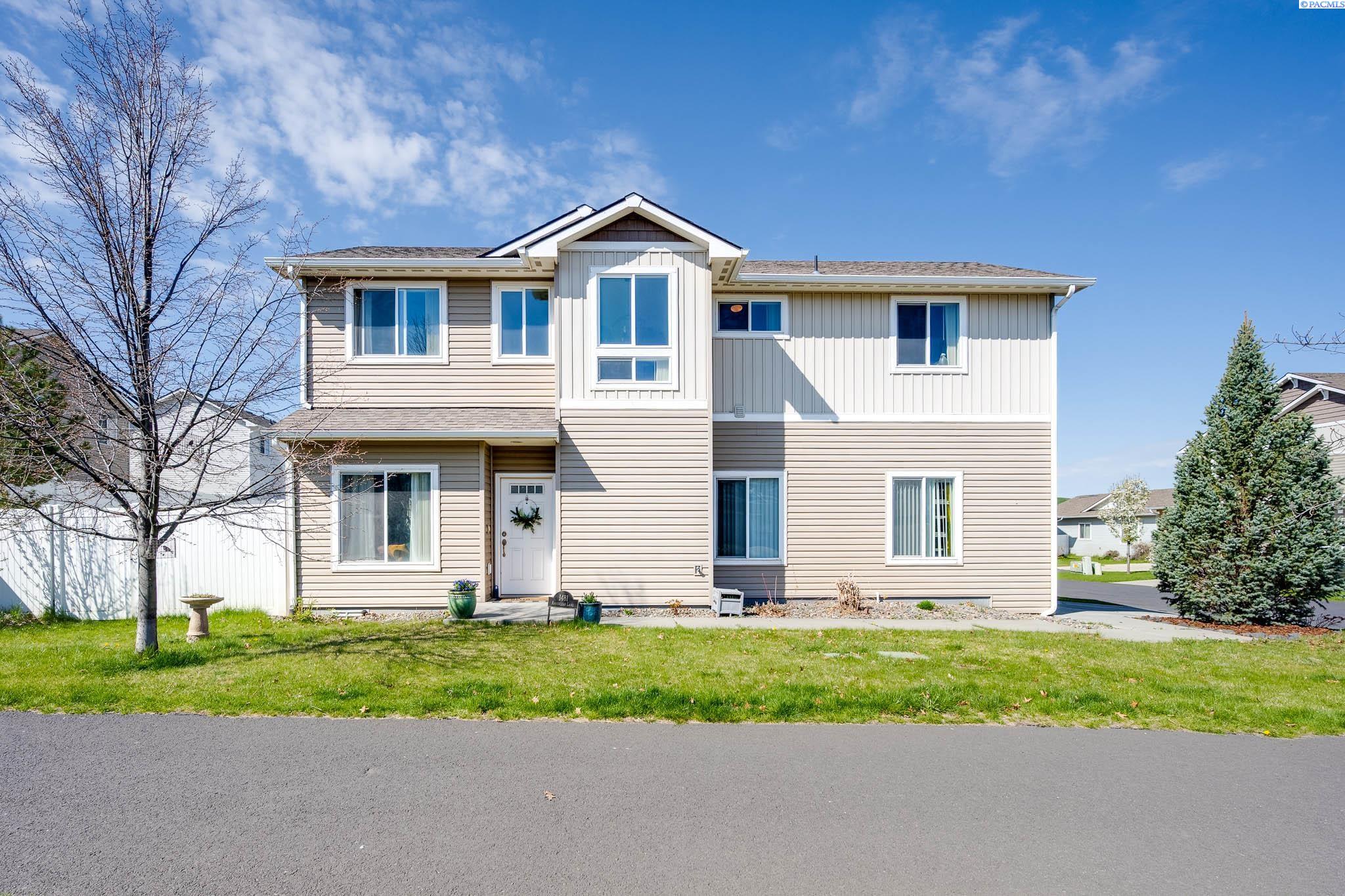 1481 SW Arrowleaf Ln.