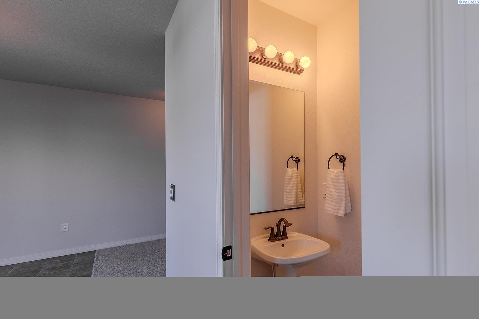 1272 SW Lost Trail Dr.