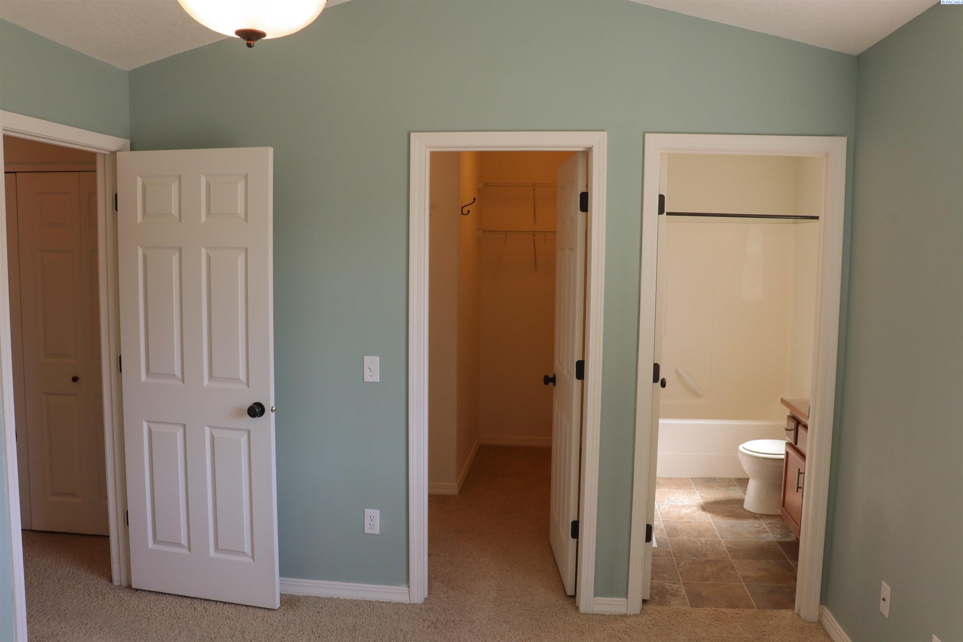 1272 SW Lost Trail Dr.