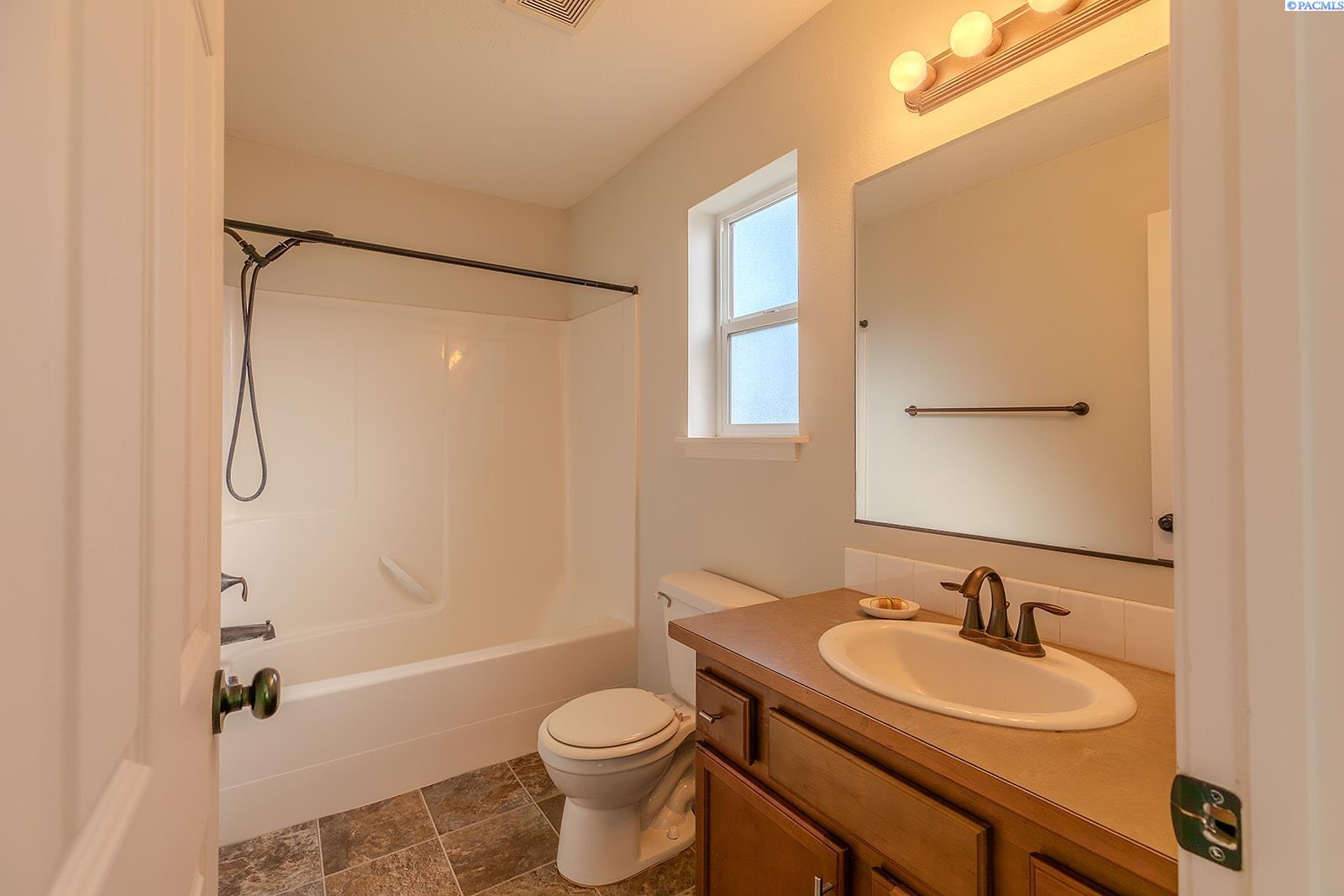 1272 SW Lost Trail Dr.