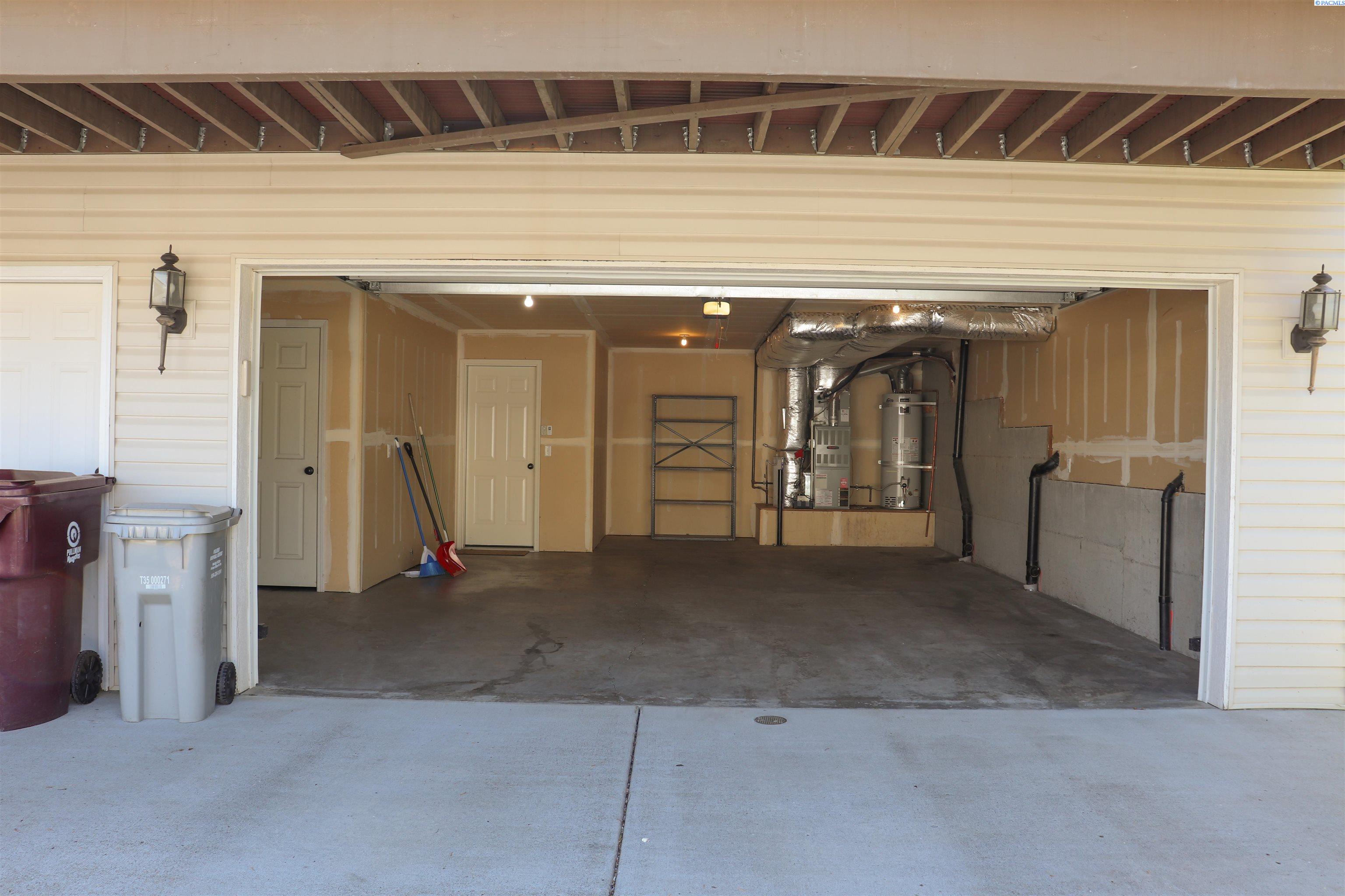 1272 SW Lost Trail Dr.