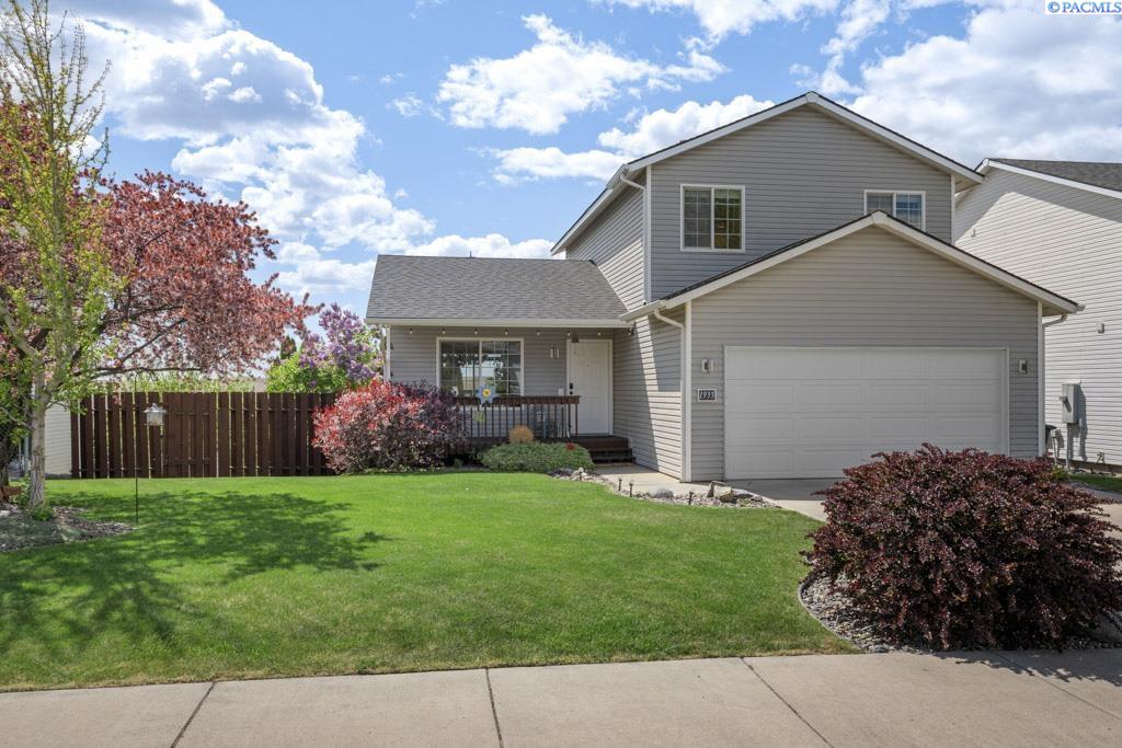 1935 NW Bella Vista Dr