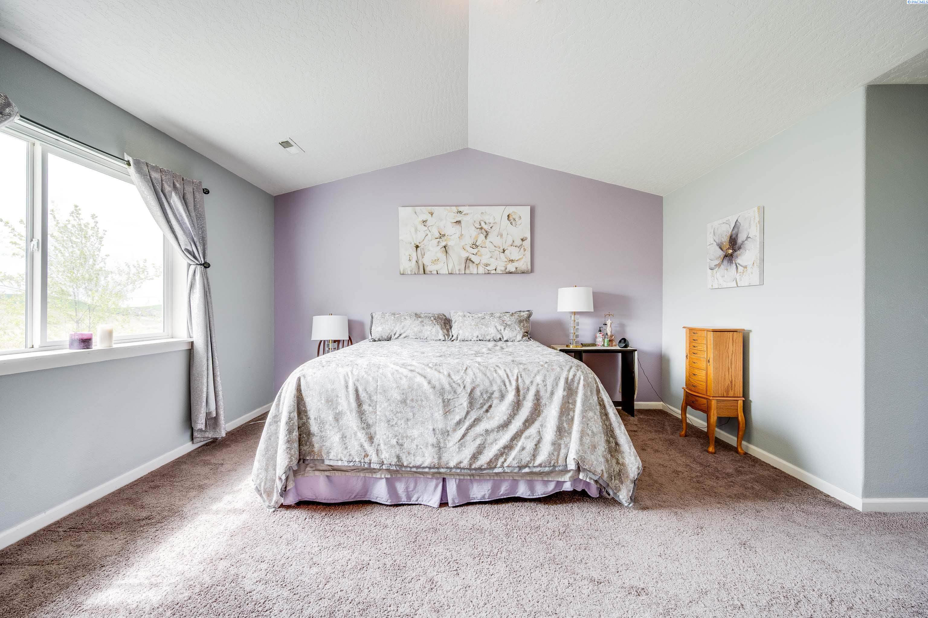 1453 SW Sagebrush Lane