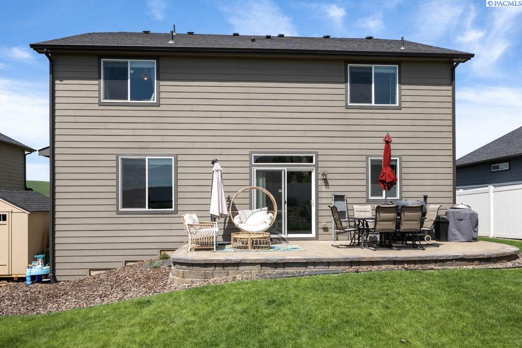 720 SW Wheat Ridge Dr