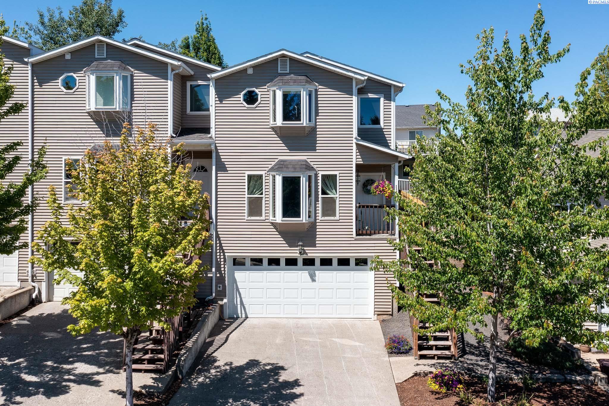 2349 NW Ridgeline Drive