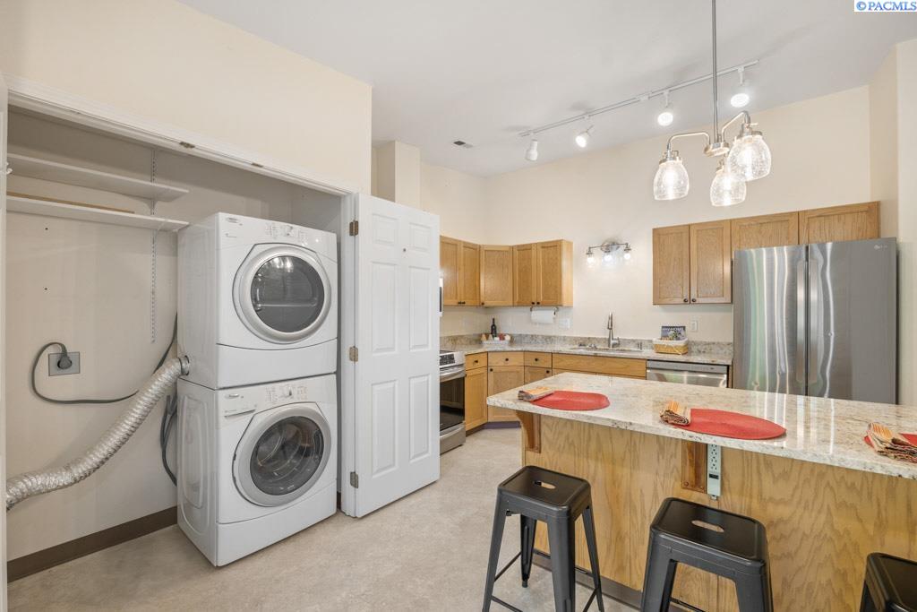 545 SE Quail Ridge, #3 # 3