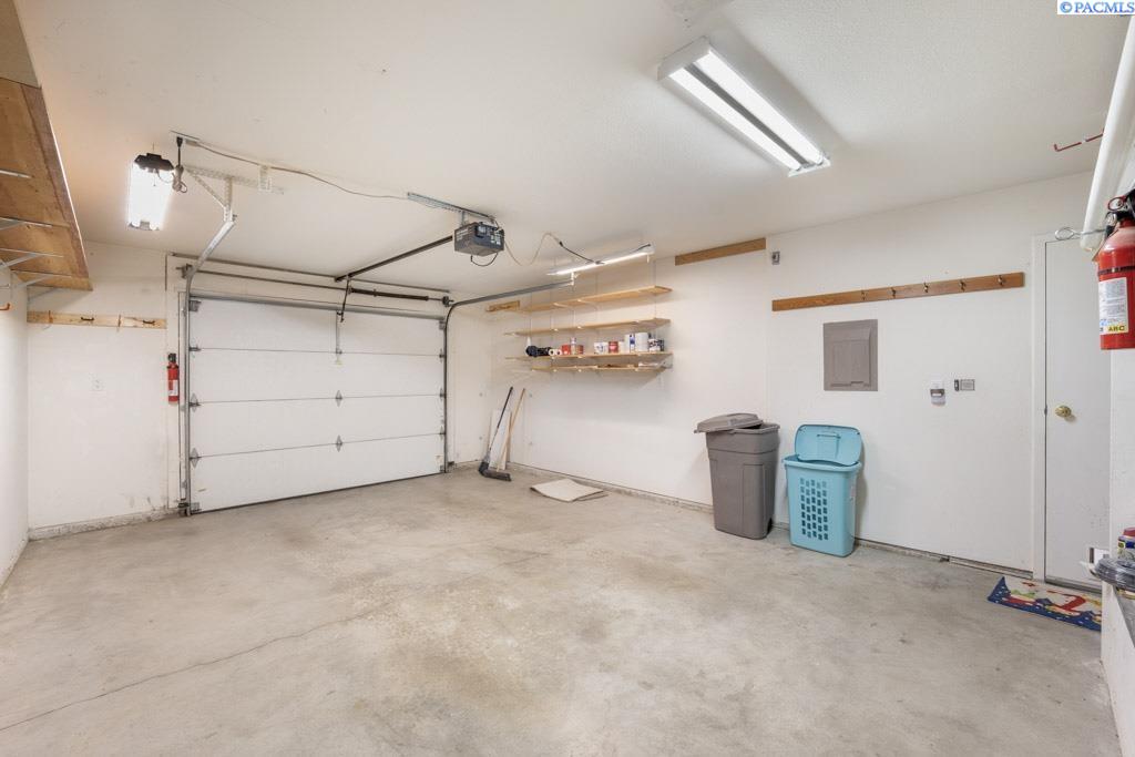 545 SE Quail Ridge, #3 # 3