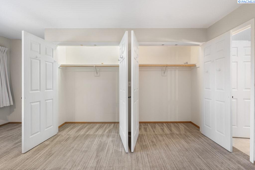 545 SE Quail Ridge, #3 # 3