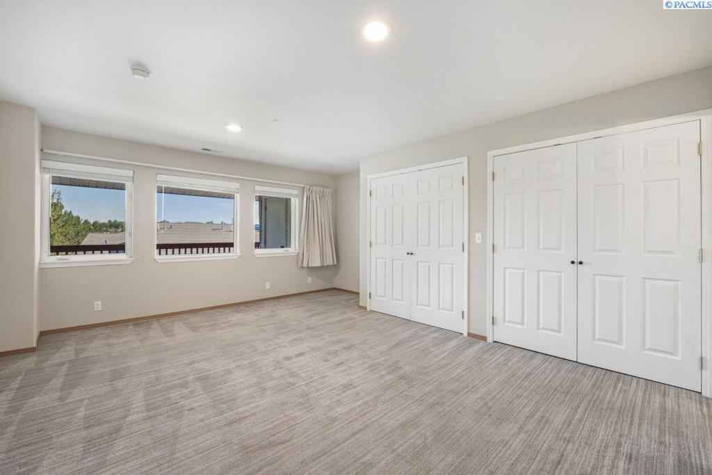 545 SE Quail Ridge, #3 # 3