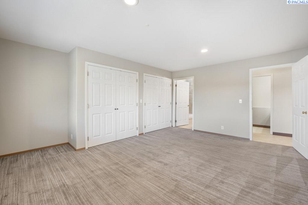 545 SE Quail Ridge, #3 # 3