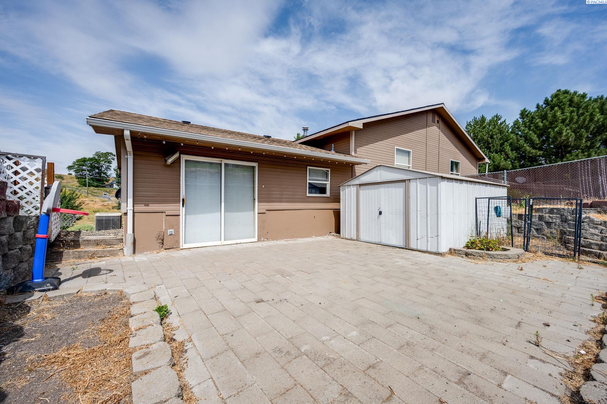 804 S Vista Point Dr