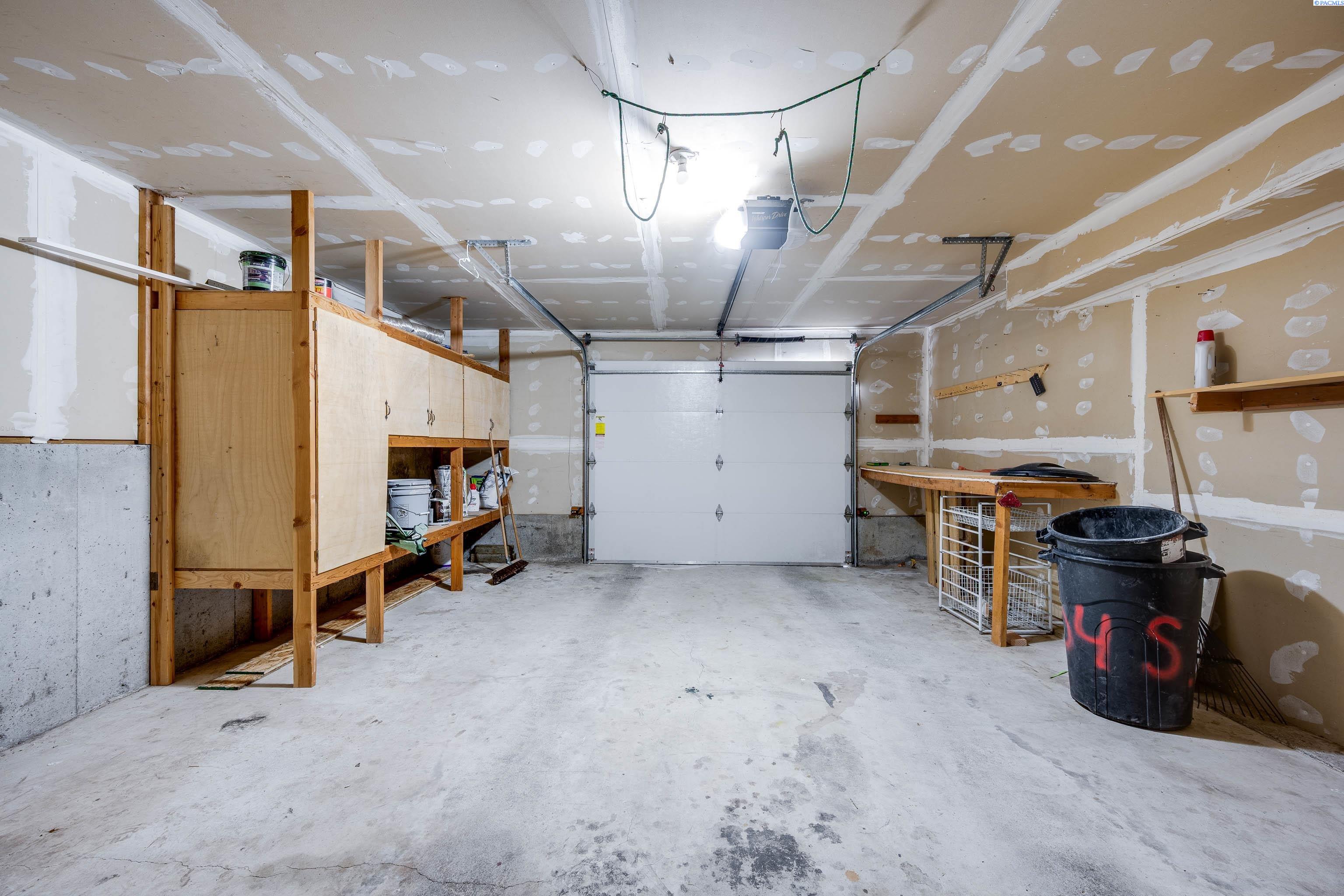 804 S Vista Point Dr