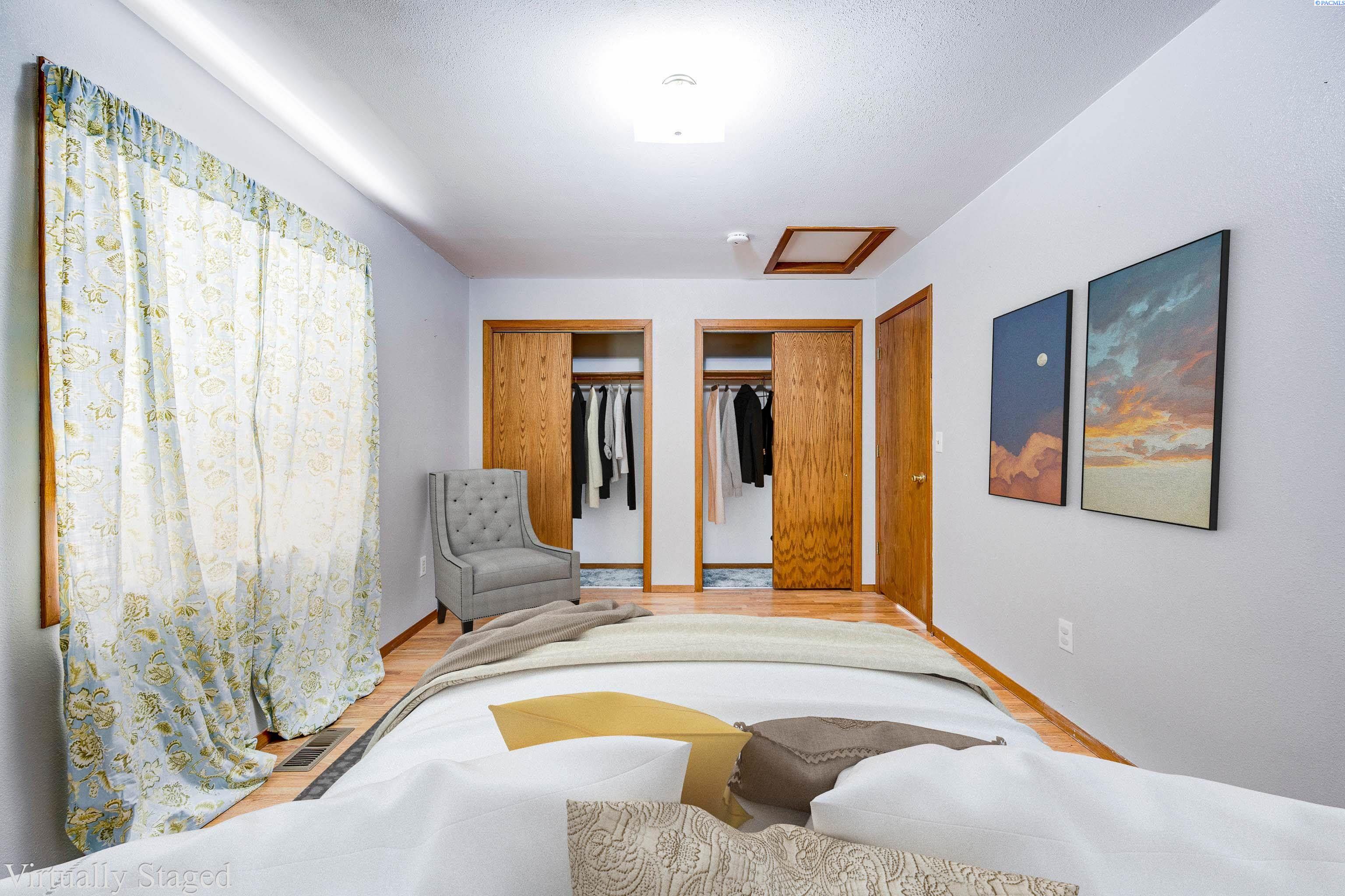 804 S Vista Point Dr