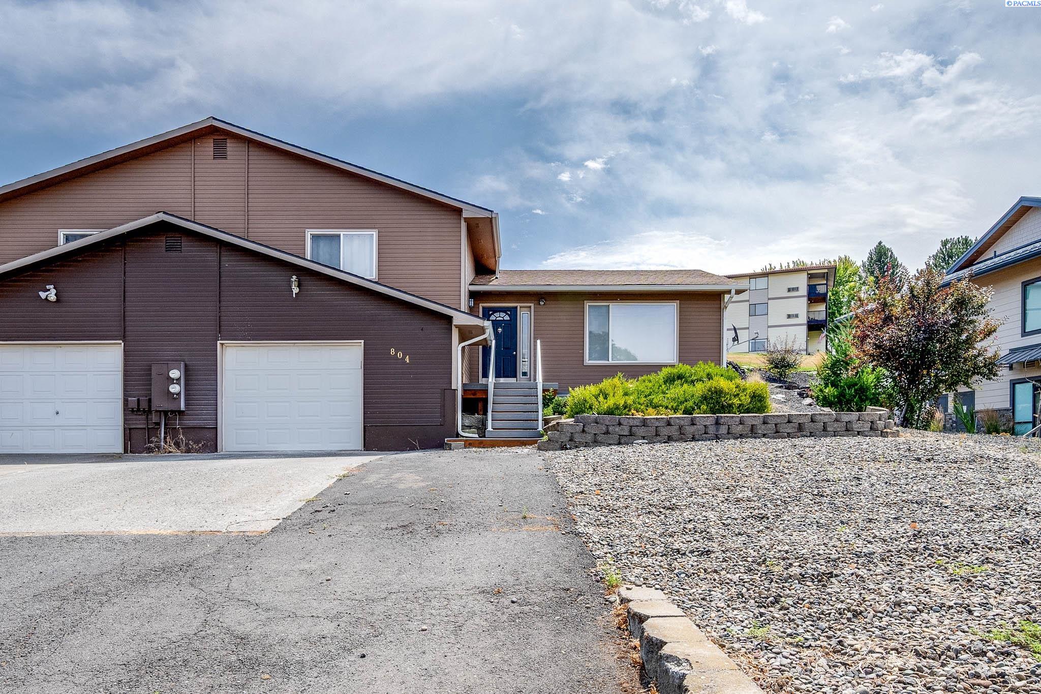 804 S Vista Point Dr