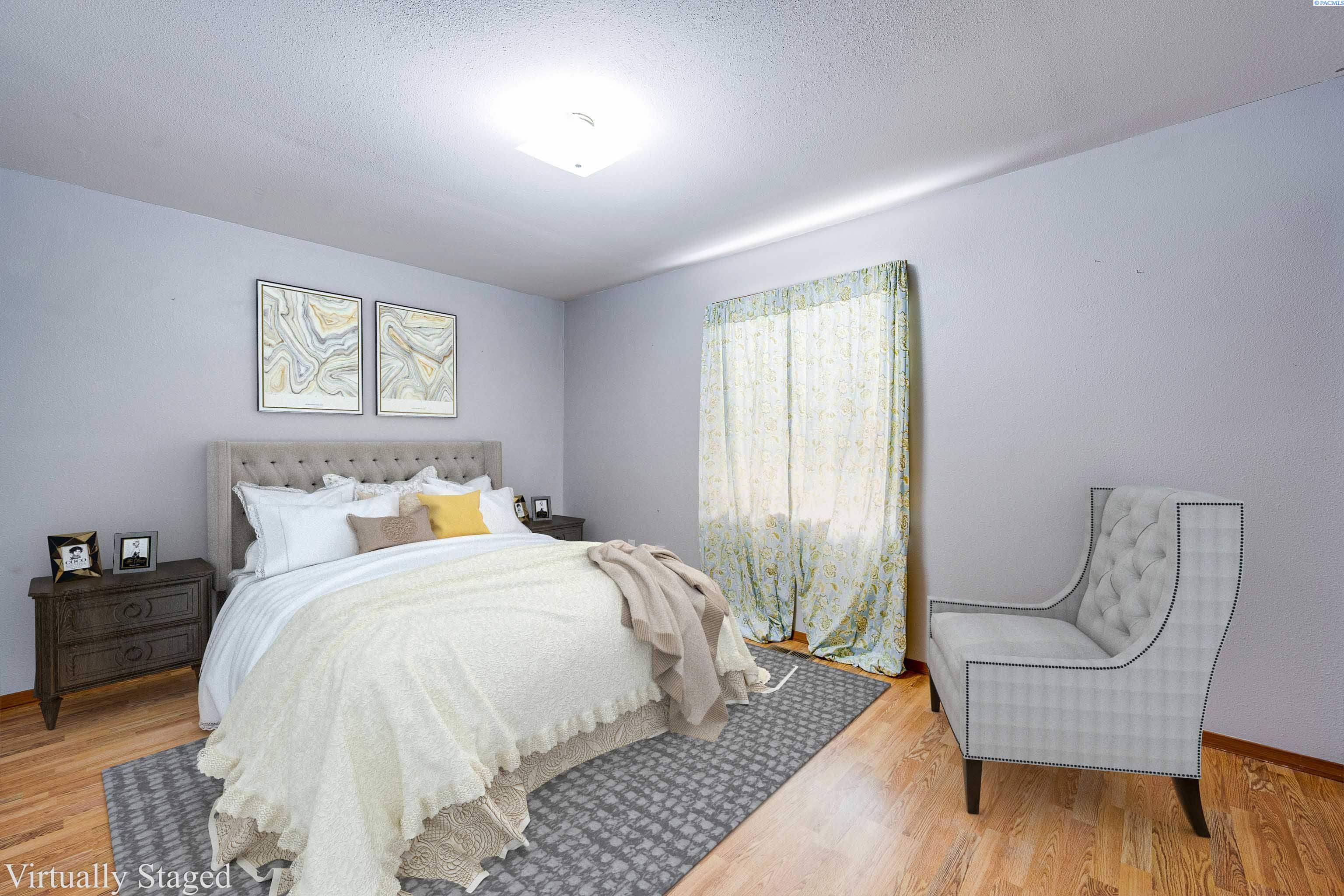 804 S Vista Point Dr