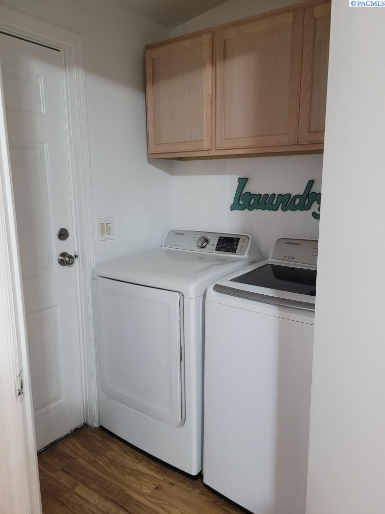 200 E Woodworth St # 7