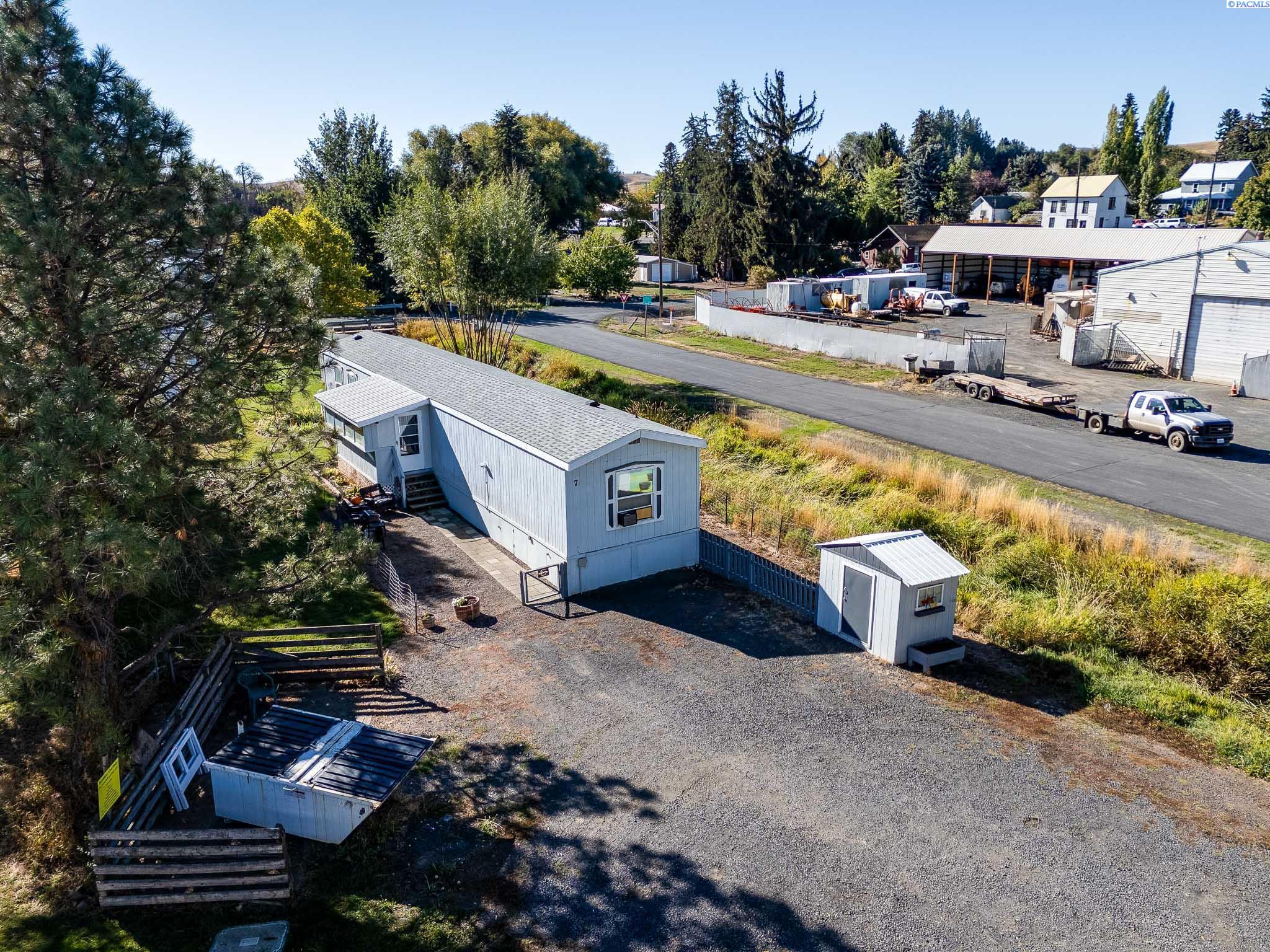 200 E Woodworth St # 7