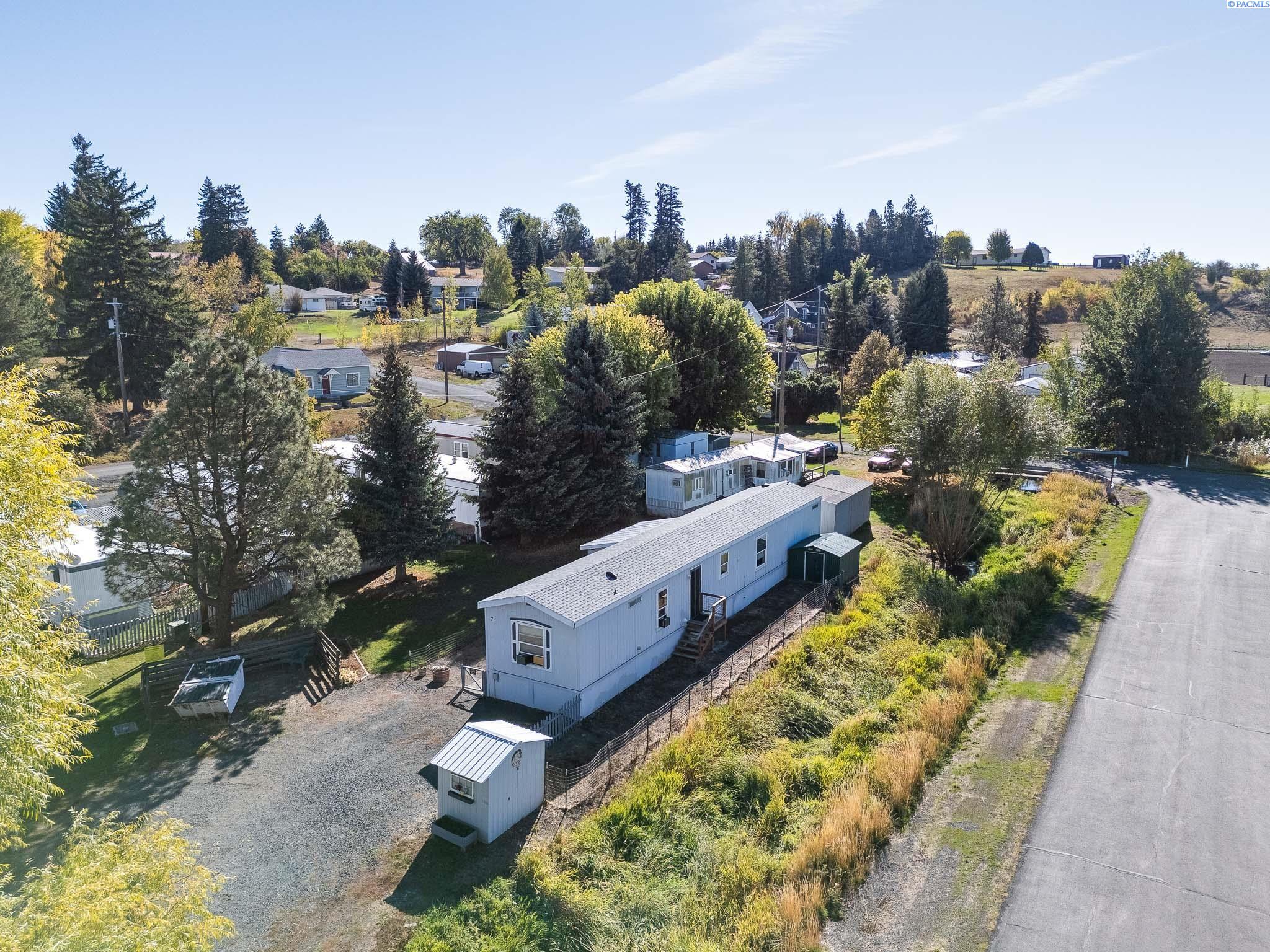 200 E Woodworth St # 7