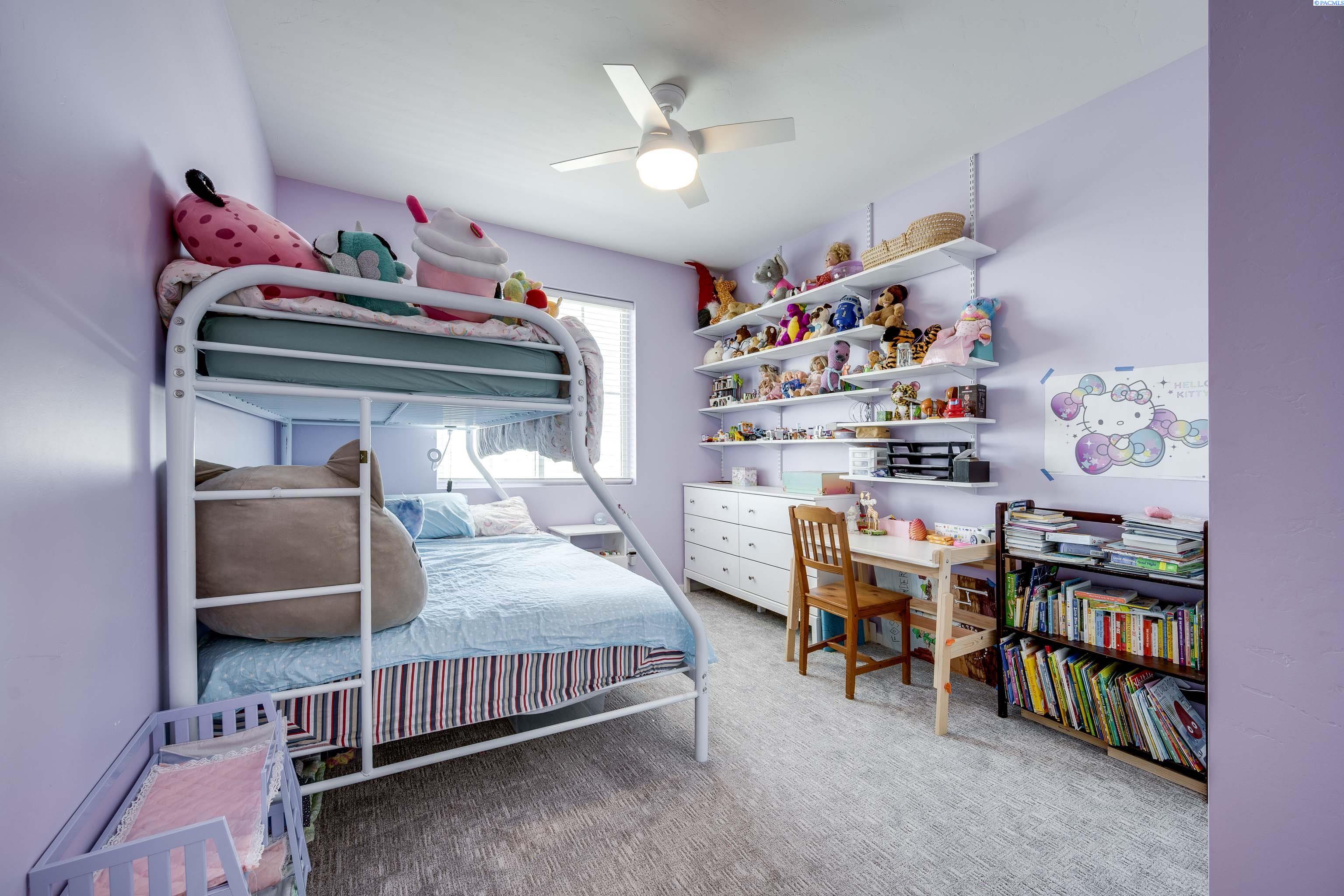 1325 SW Panorama Drive